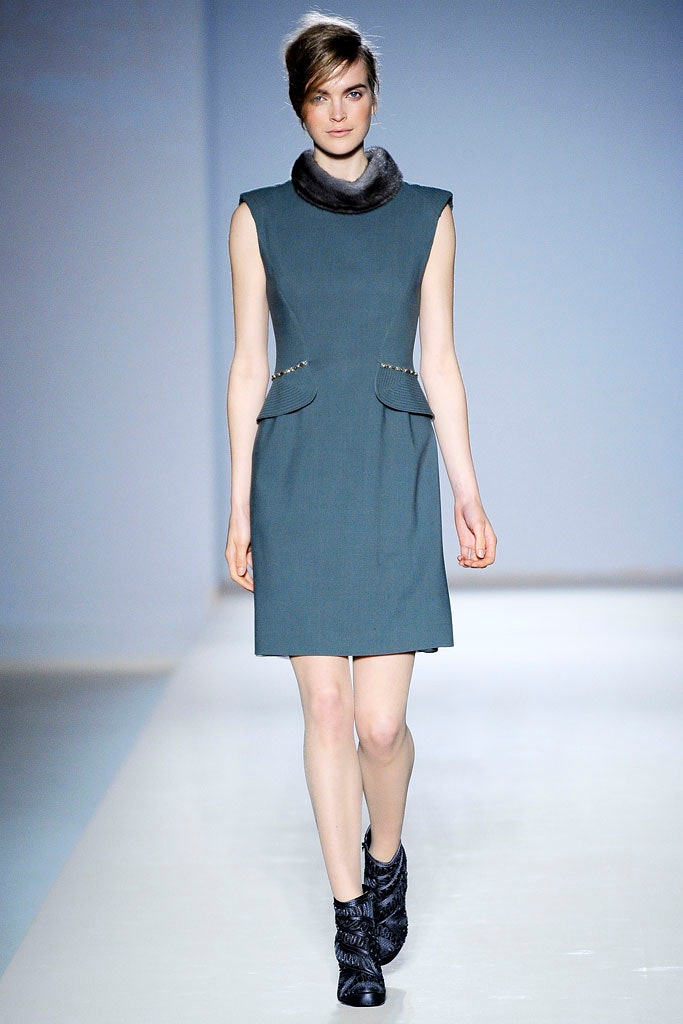 gray wool sleeveless high-neck fitted pencil short dress