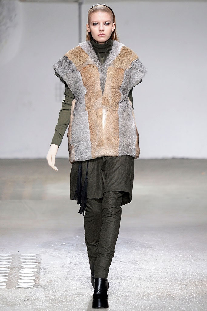 gray fur relaxed layered vest
