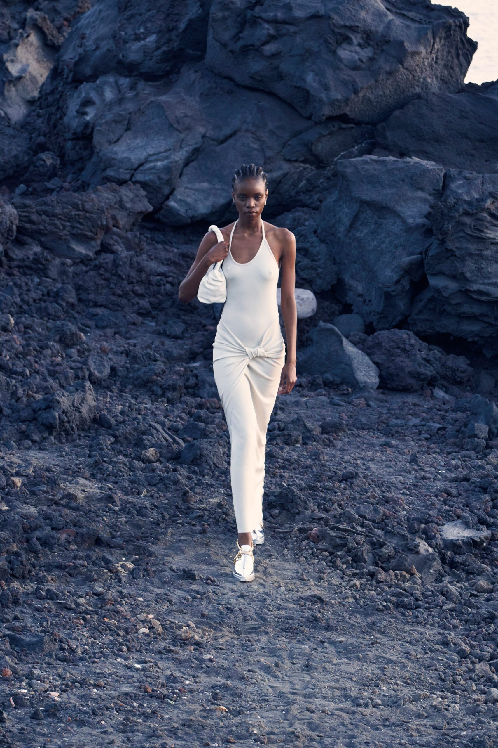 white fitted sleeveless dress