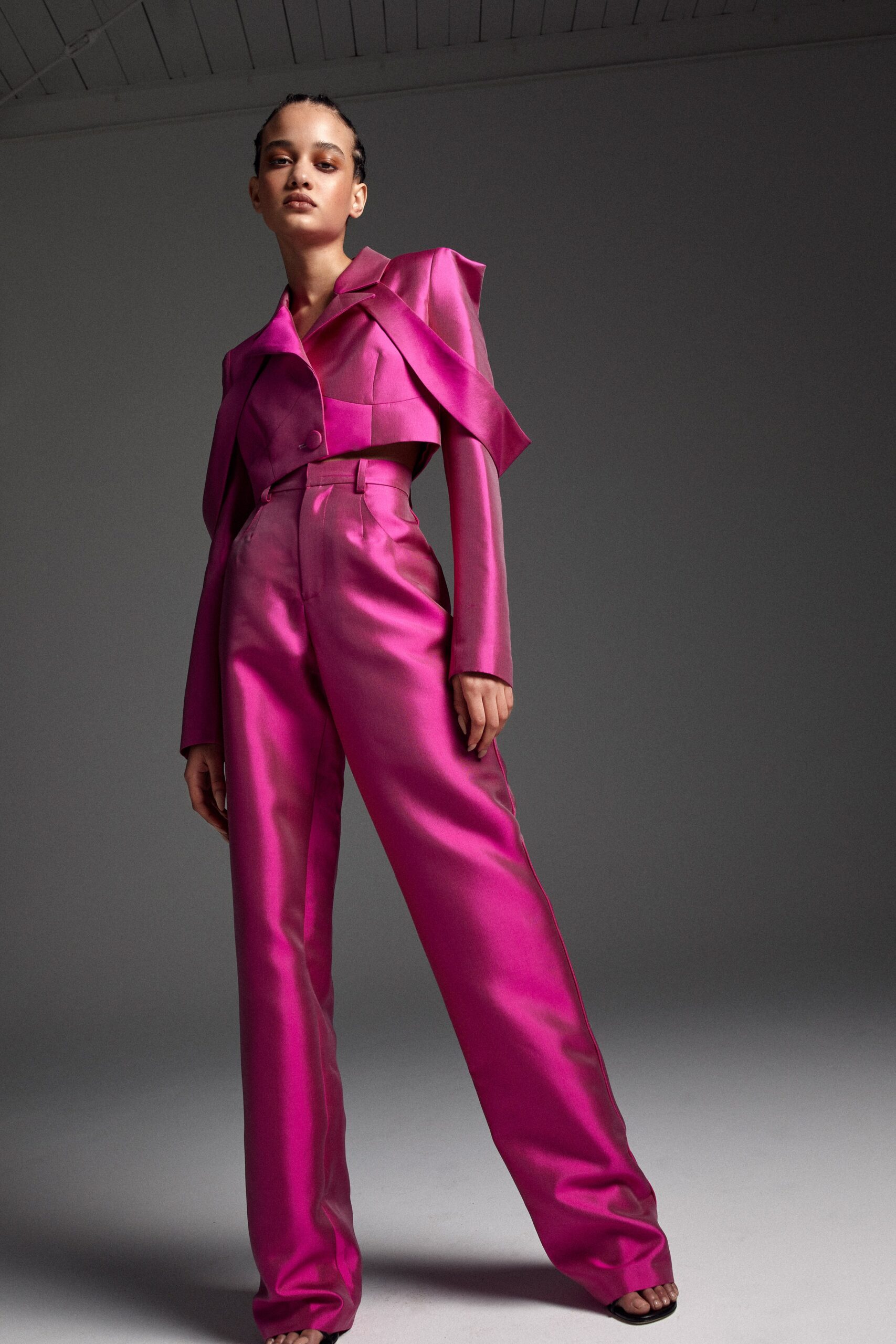 pink satin collared long-sleeve structured buttoned shiny jacket