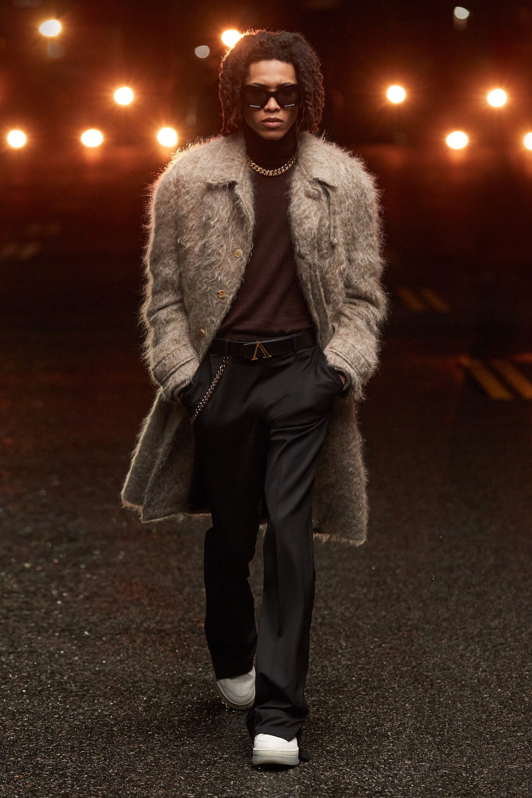 gray fur long-sleeve collared relaxed buttoned coat