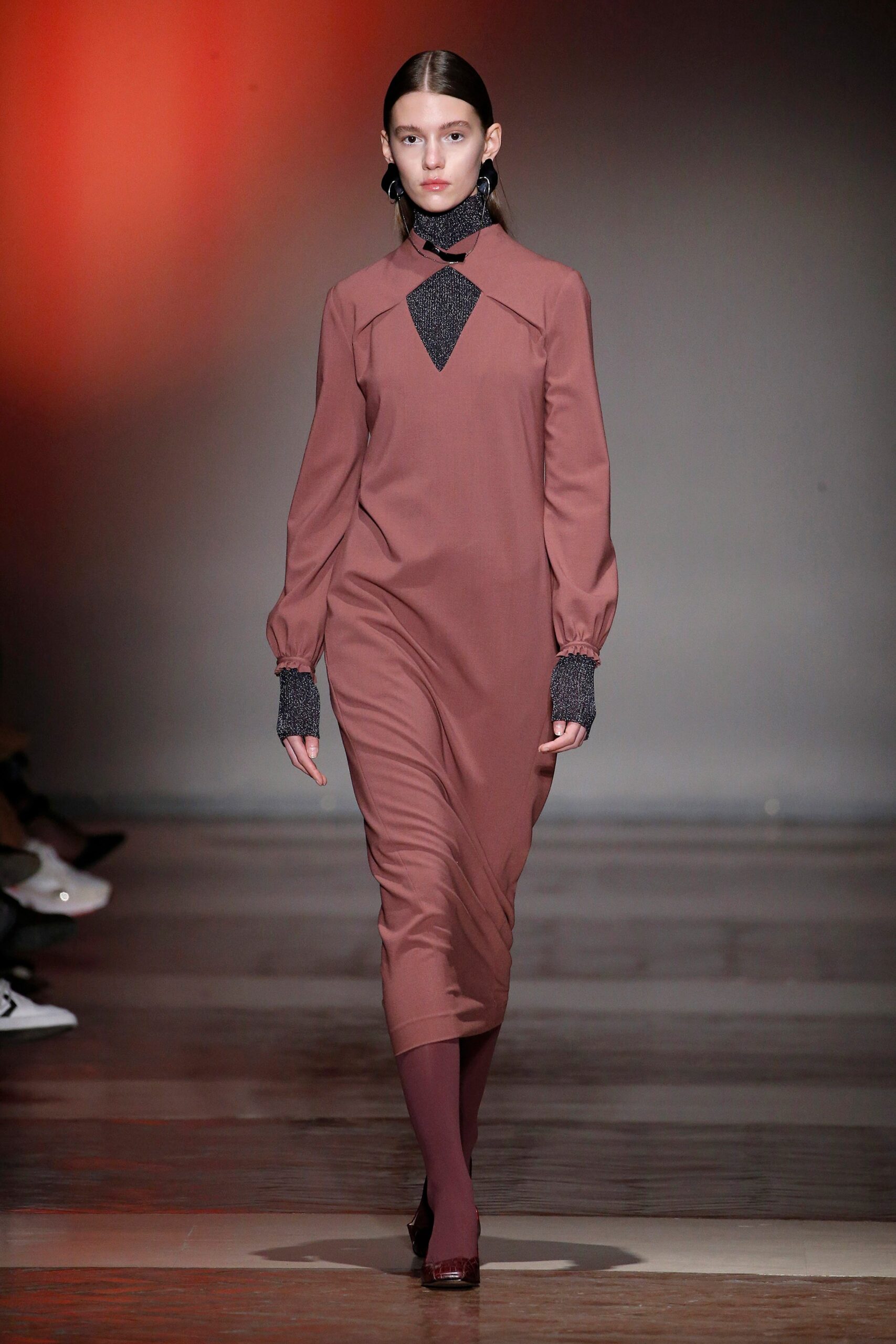 brown fitted midi dress