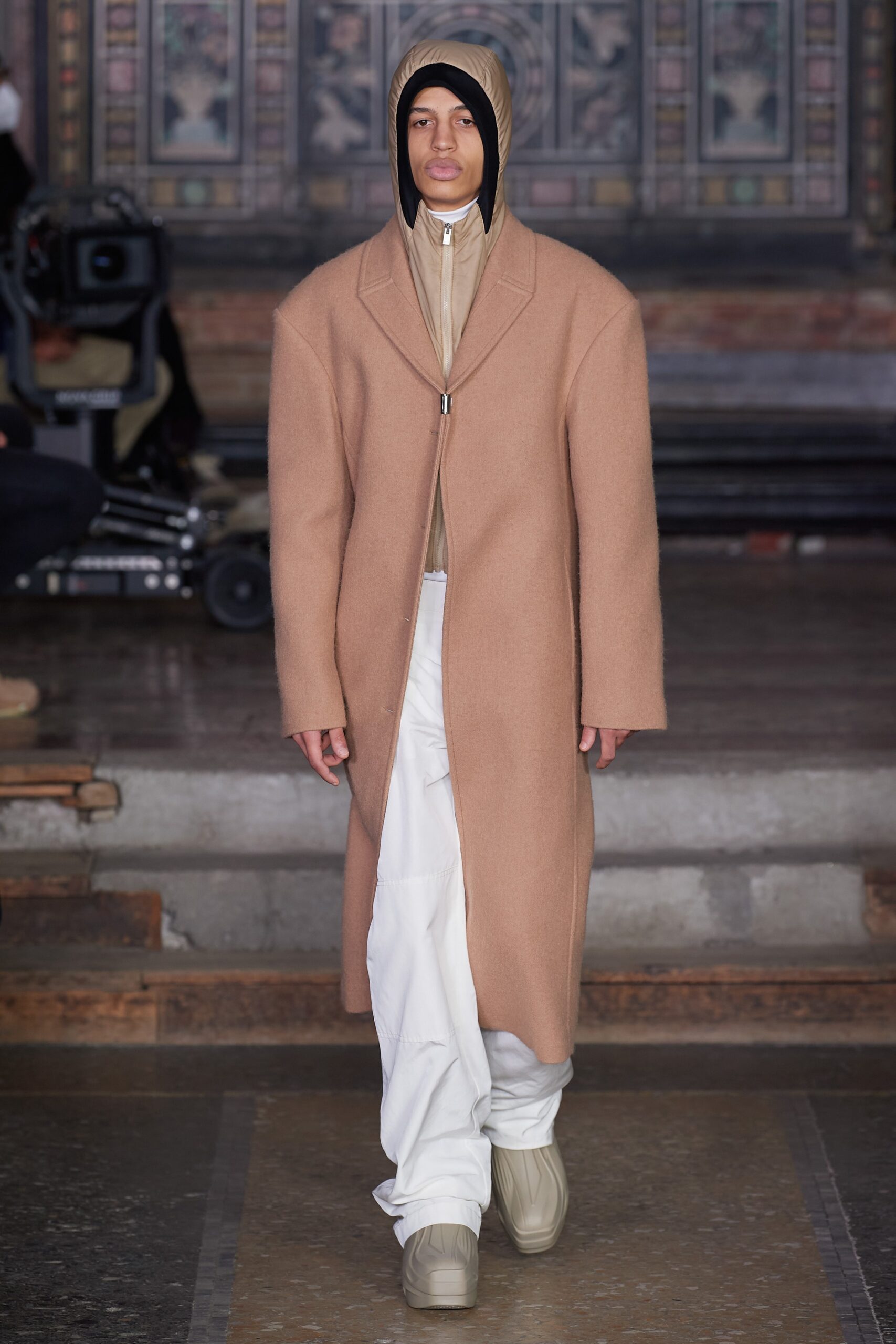 beige wool long-sleeve collared oversized buttoned midi coat