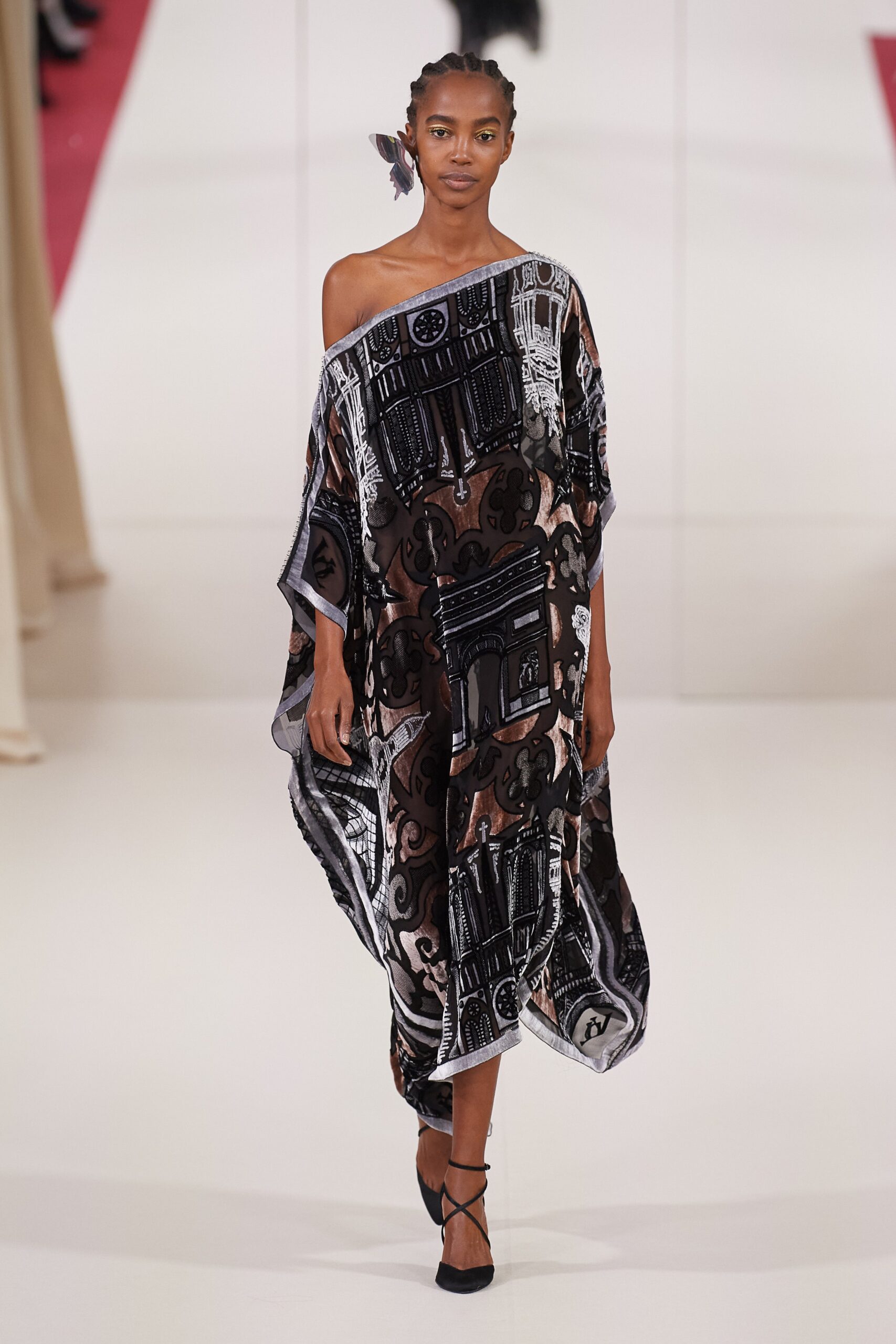 black and white printed maxi dress