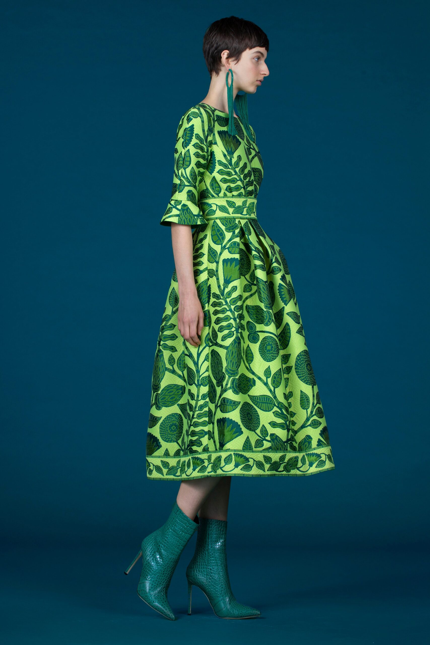 green cotton long-sleeve collared fitted flared printed dress