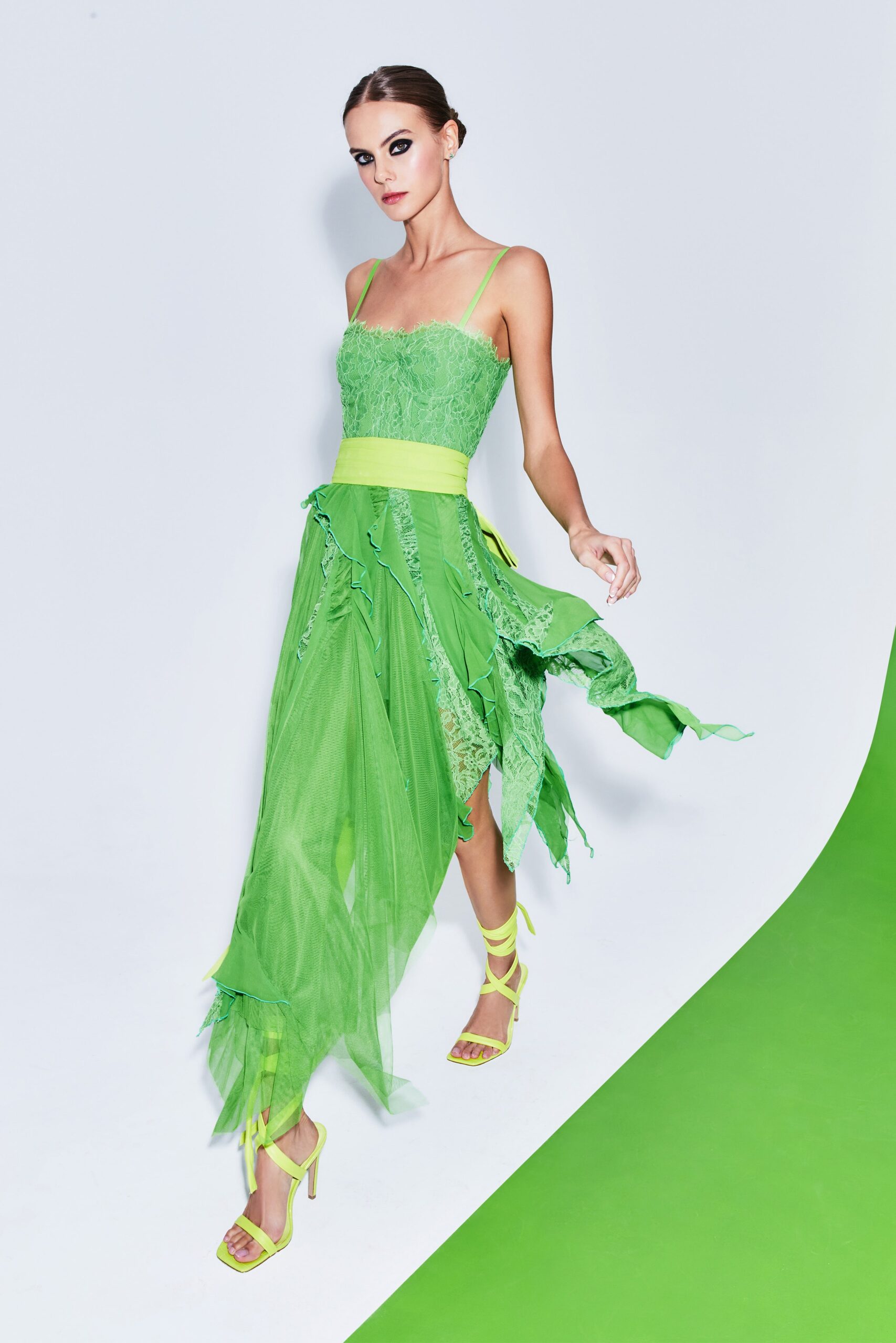 green lace midi dress