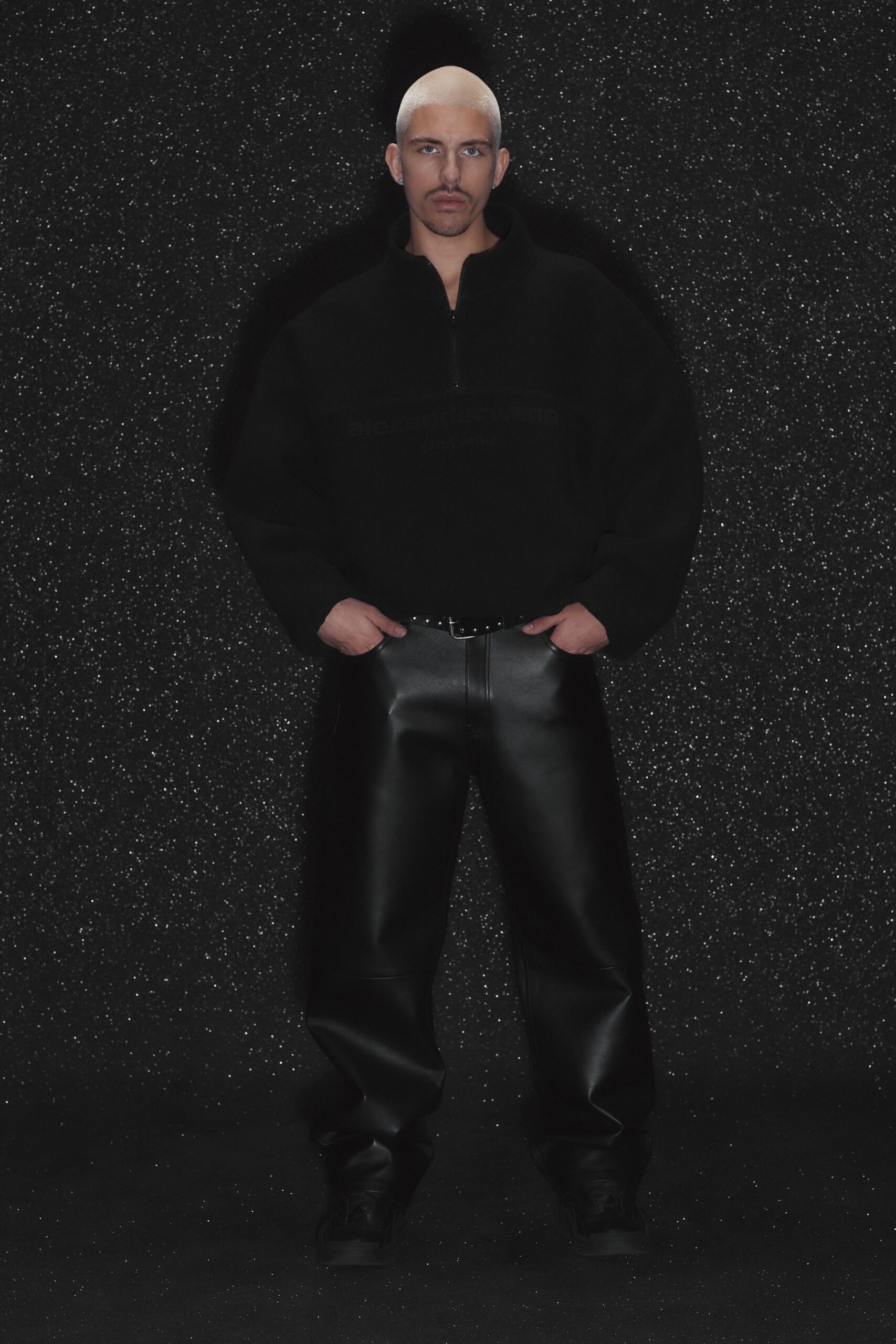 black faux-fur long-sleeve oversized zippered hoodie