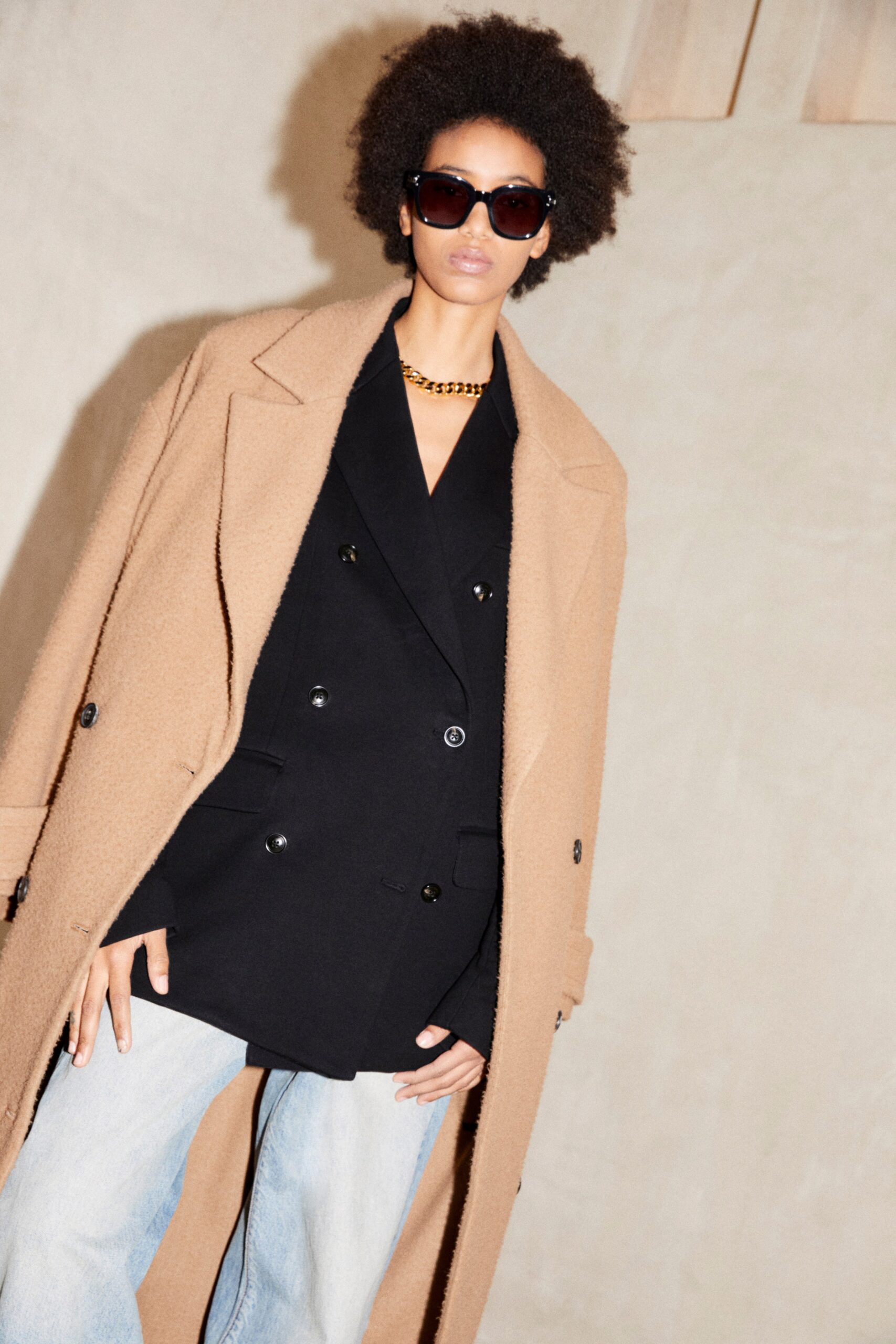 beige wool long-sleeve collared relaxed buttoned coat