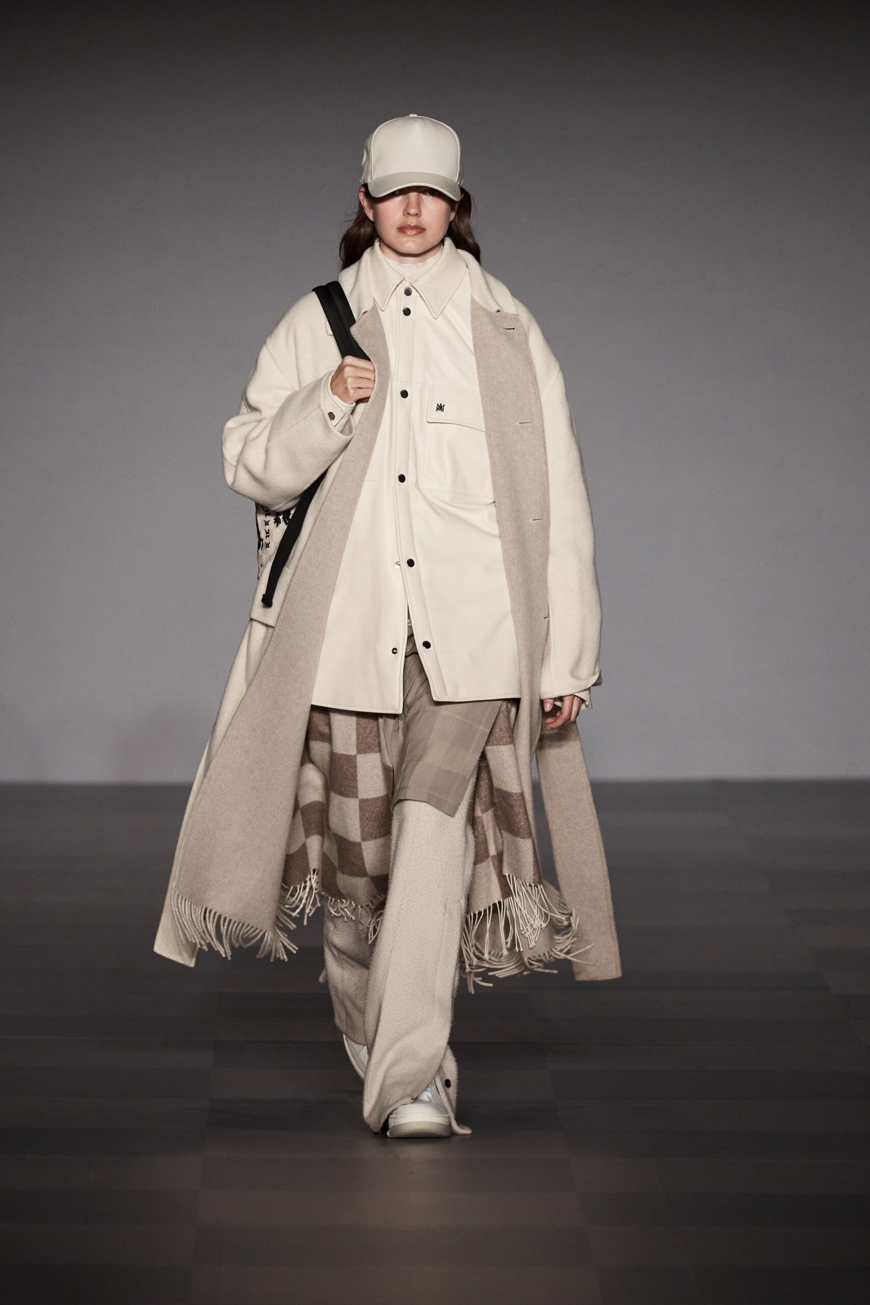 white wool long-sleeve collared oversized layered coat