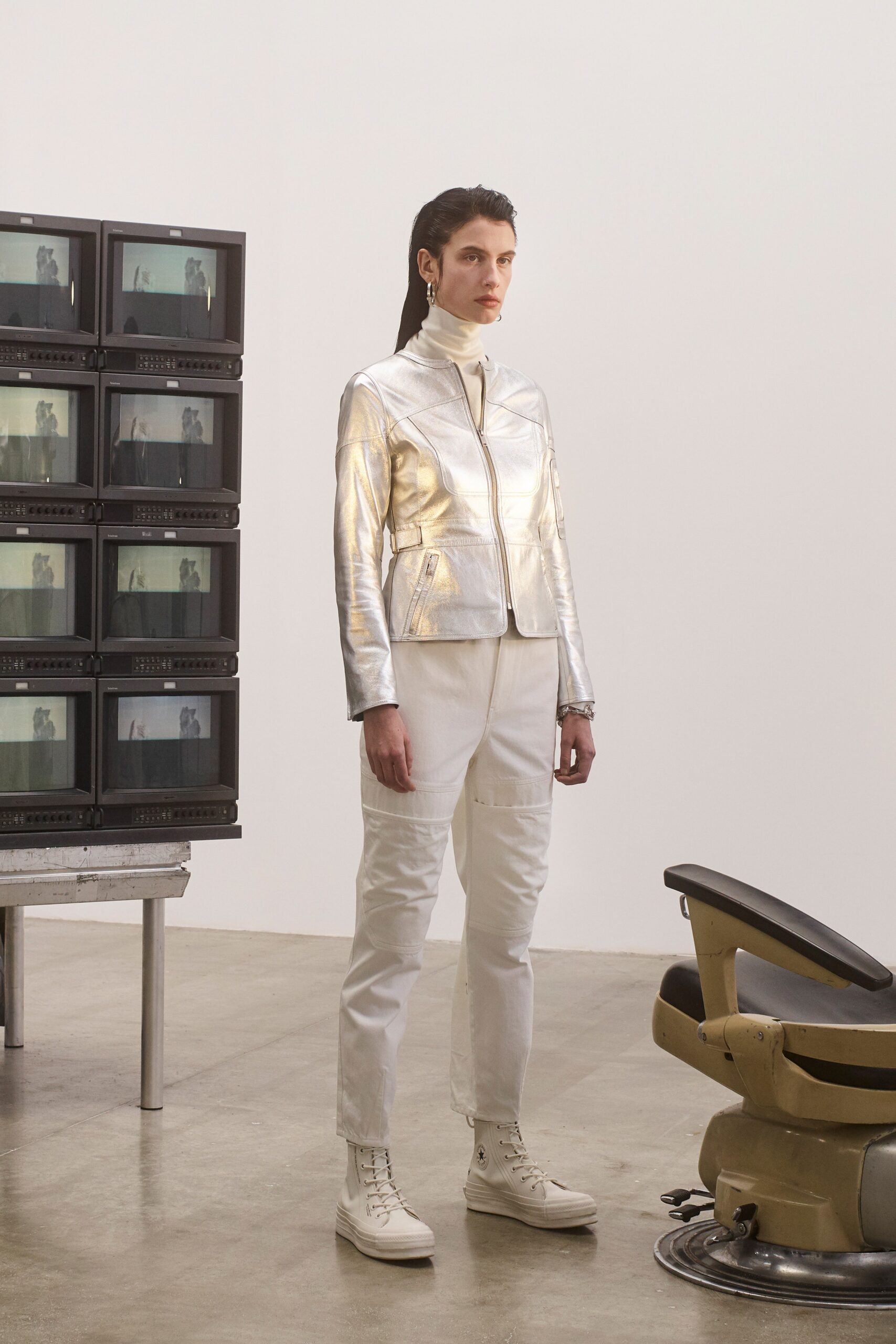 gray metallic long-sleeve collared fitted zippered shiny jacket