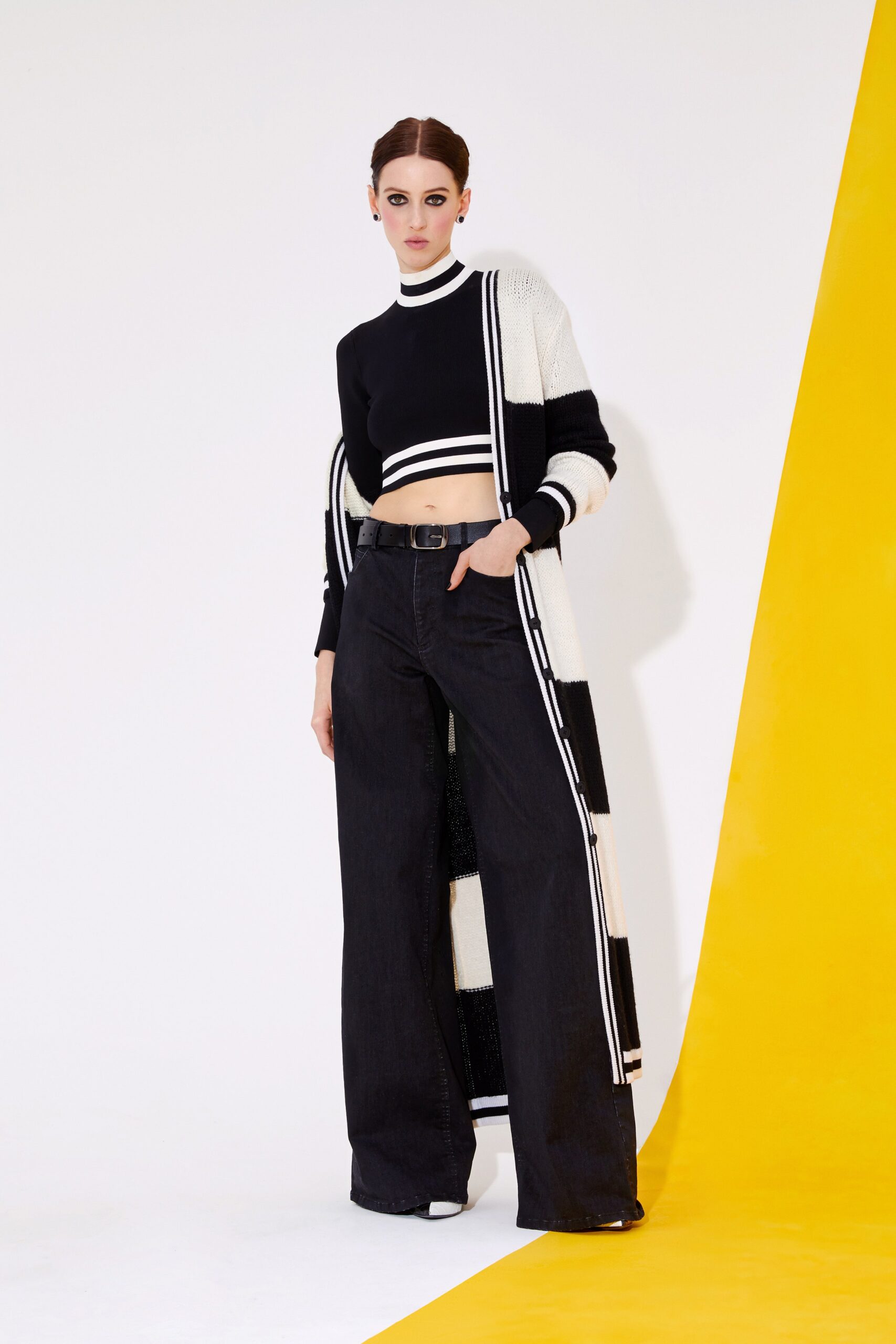 black long-sleeve relaxed striped cardigan