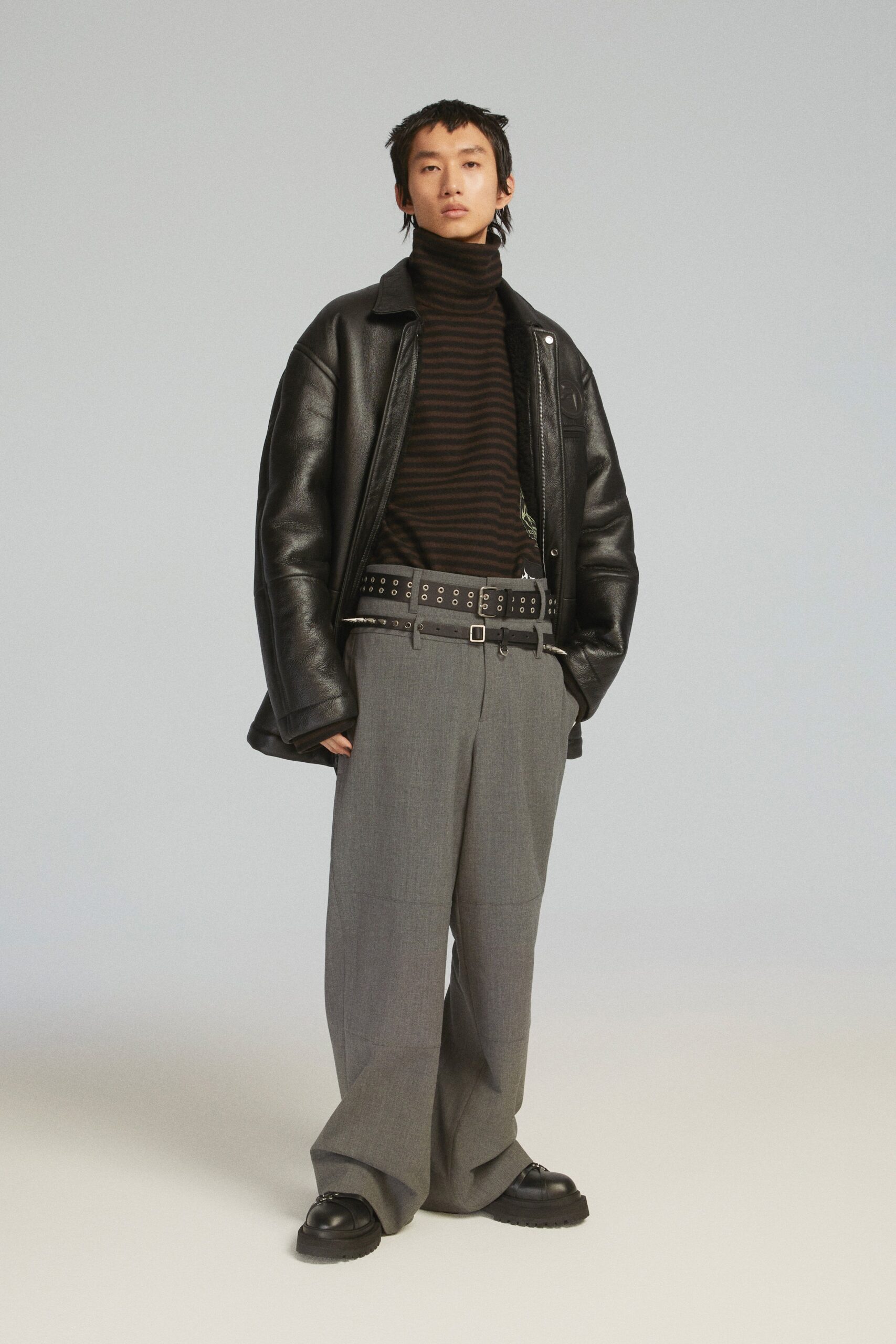 brown cotton long-sleeve turtleneck fitted striped top