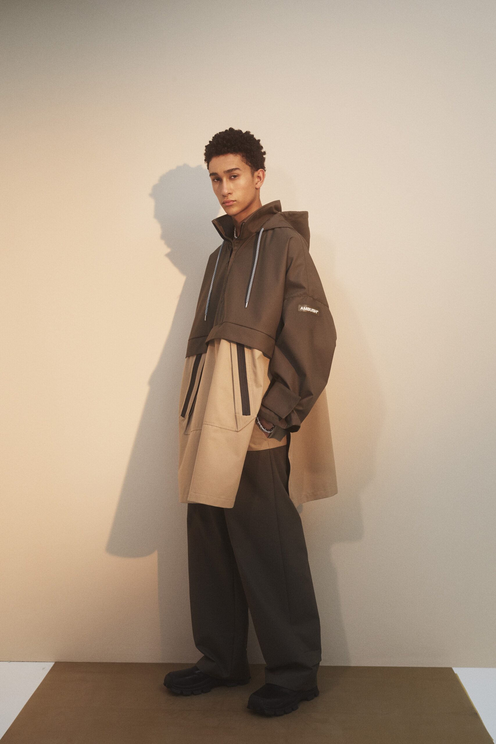 brown cotton long-sleeve hooded relaxed zippered cropped hoodie