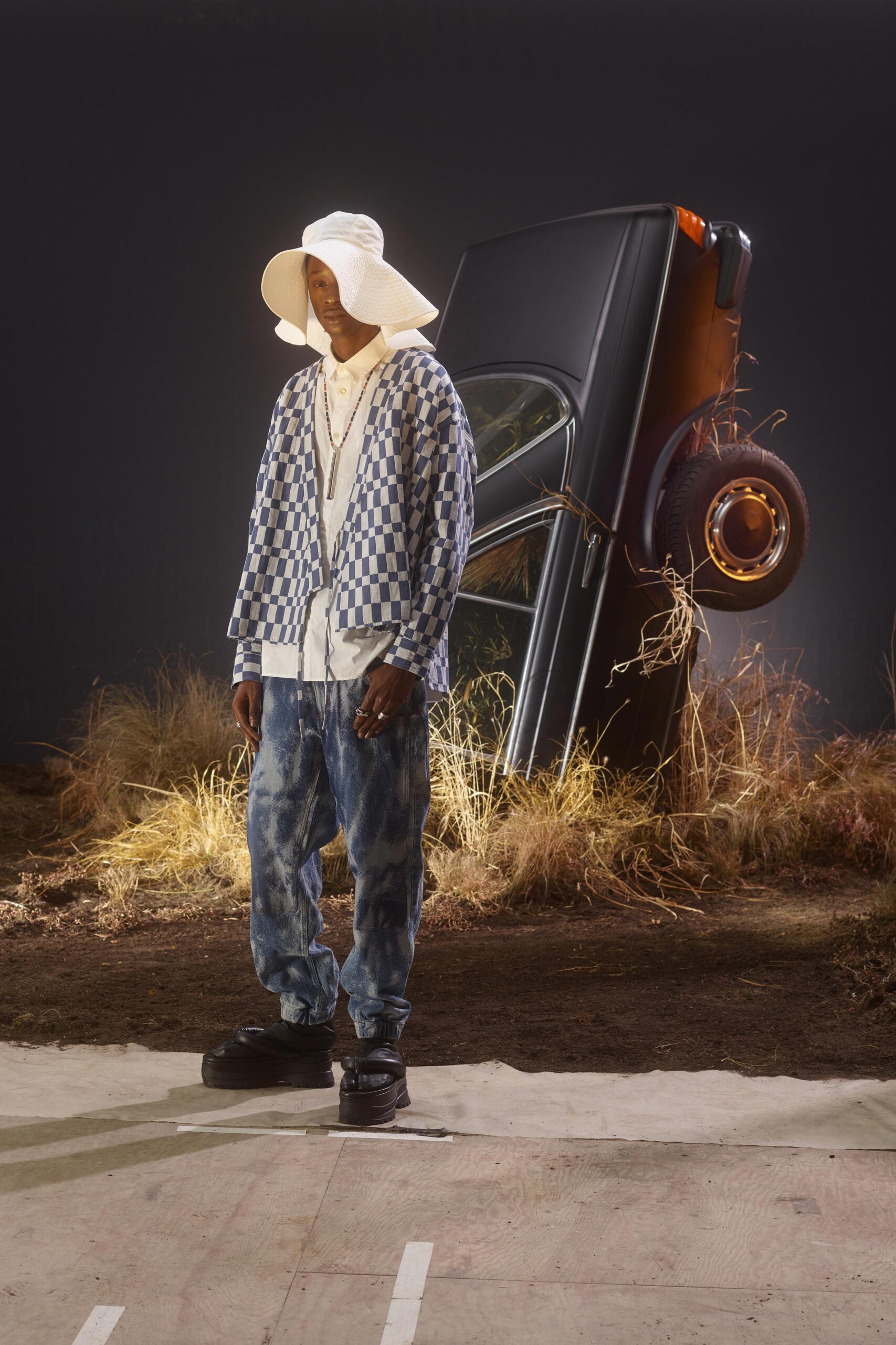 blue denim relaxed distressed pants