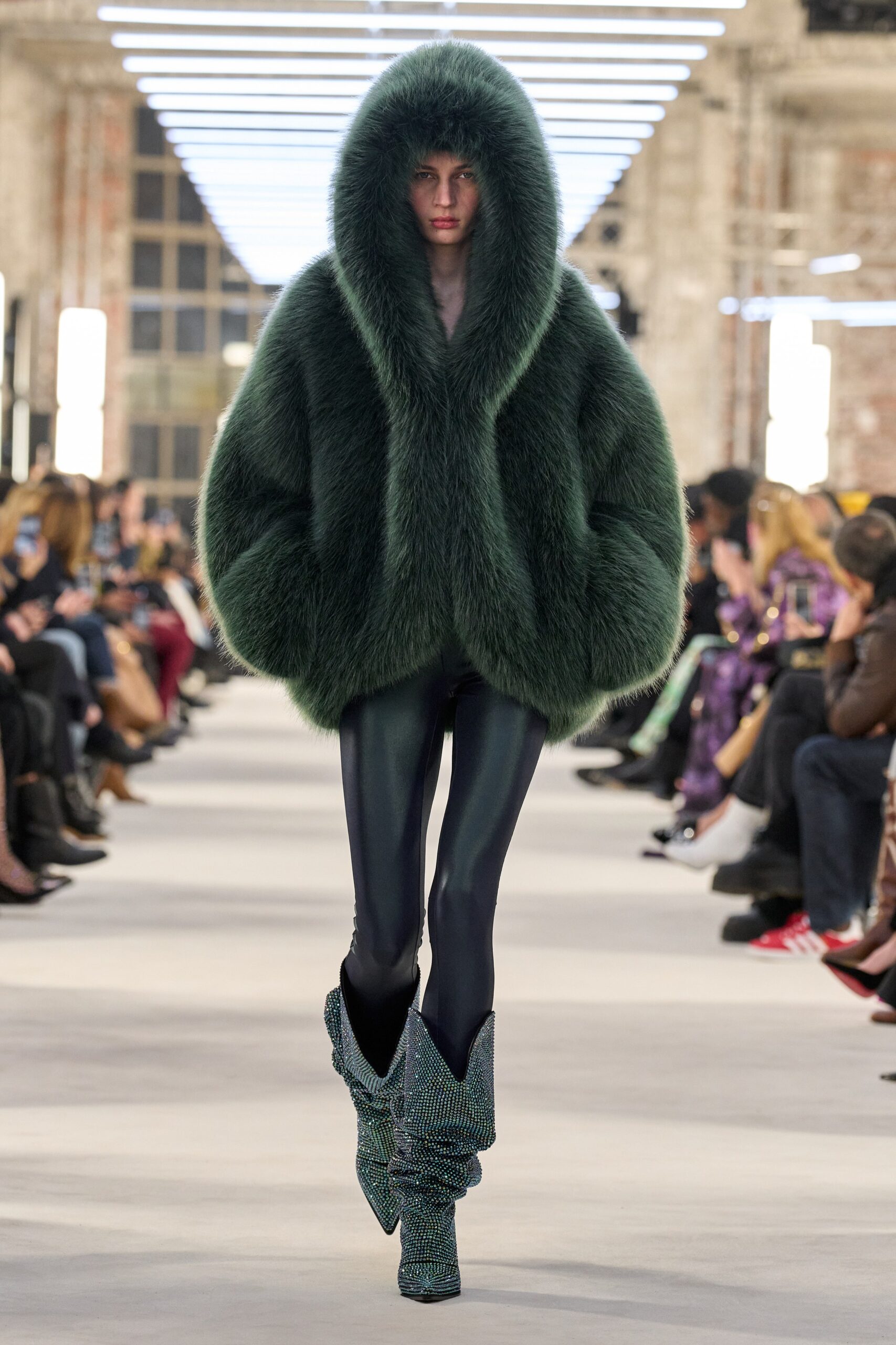 green faux-fur long-sleeve hooded oversized coat