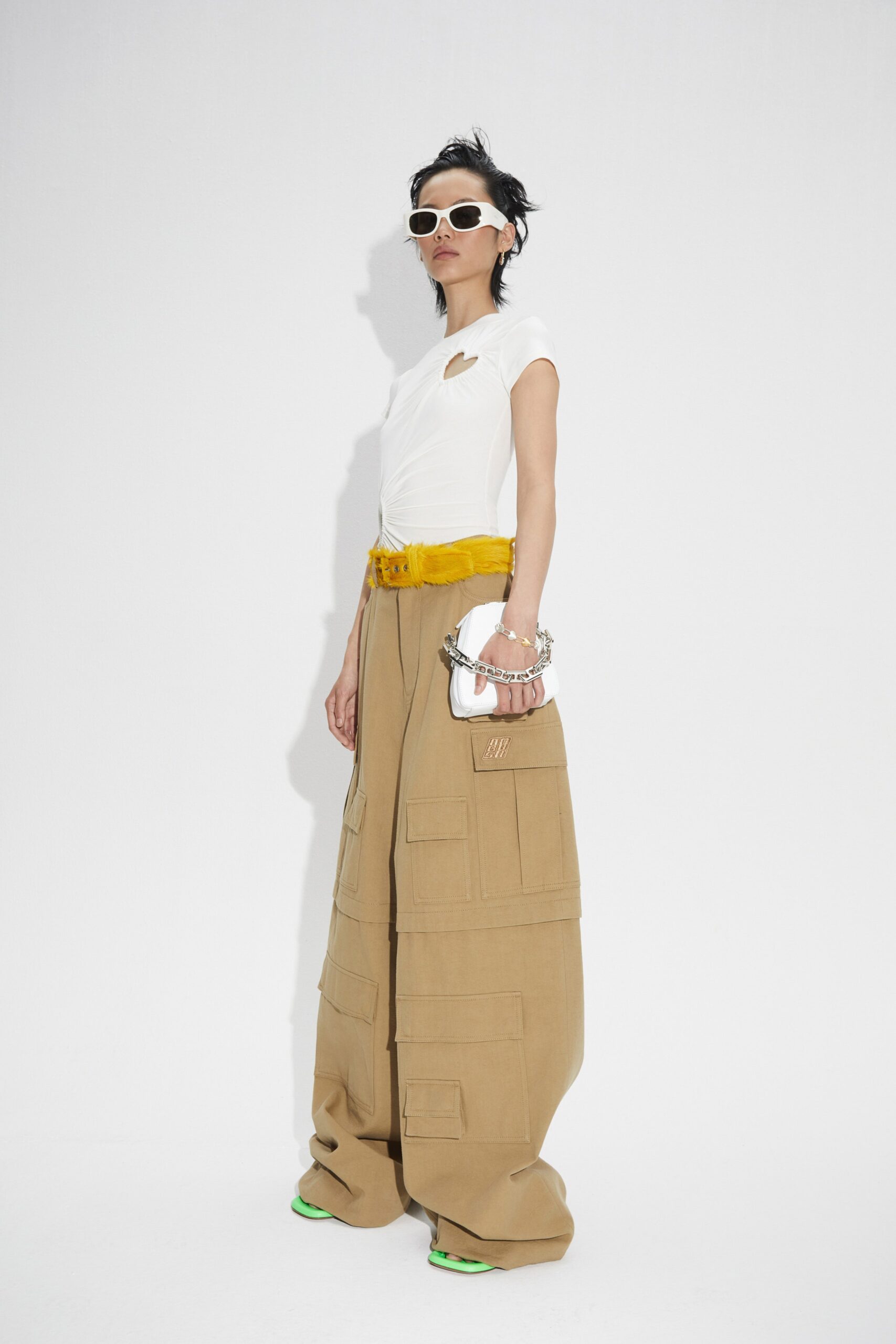 beige relaxed cargo pants