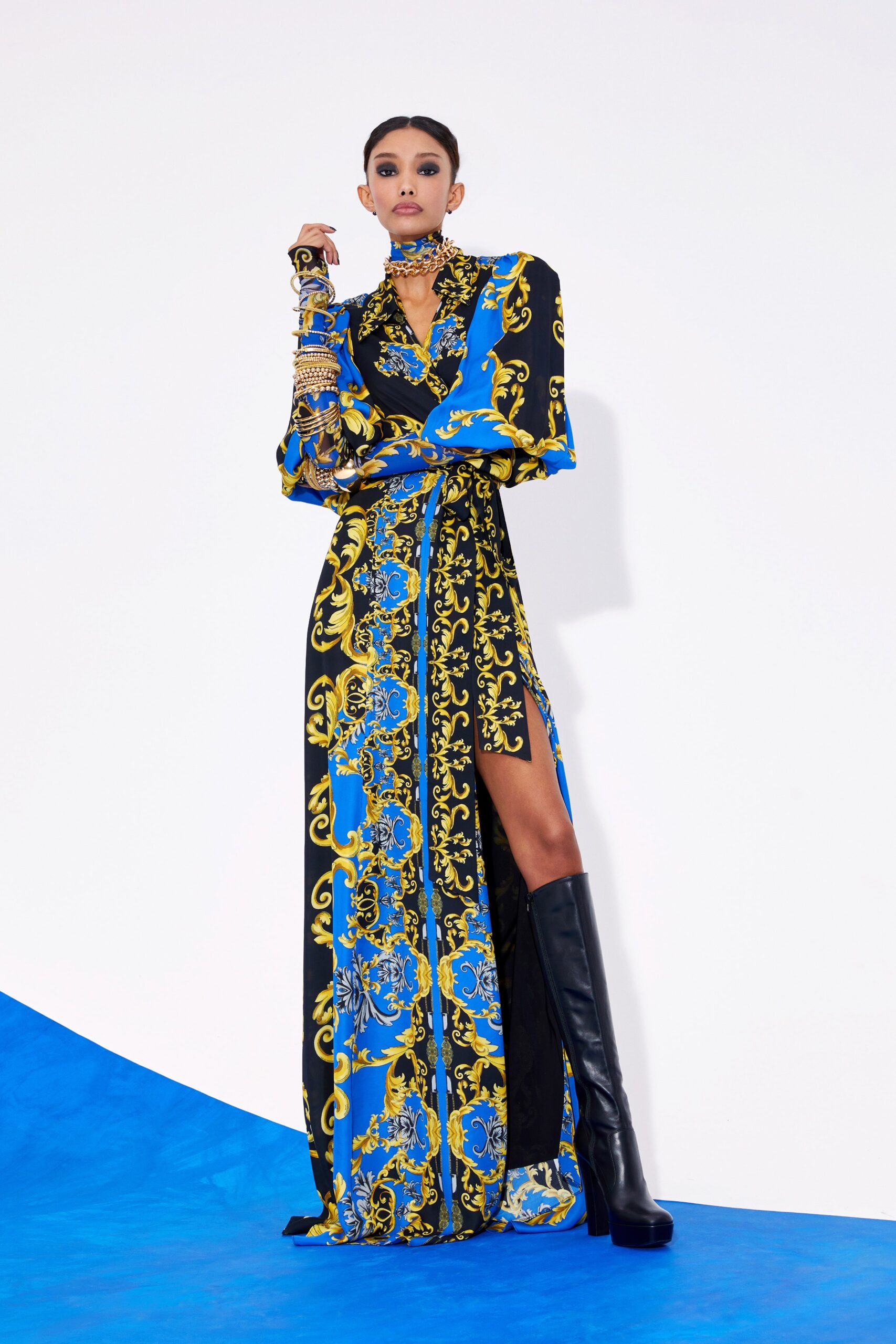 blue long-sleeve v-neck fitted printed maxi dress