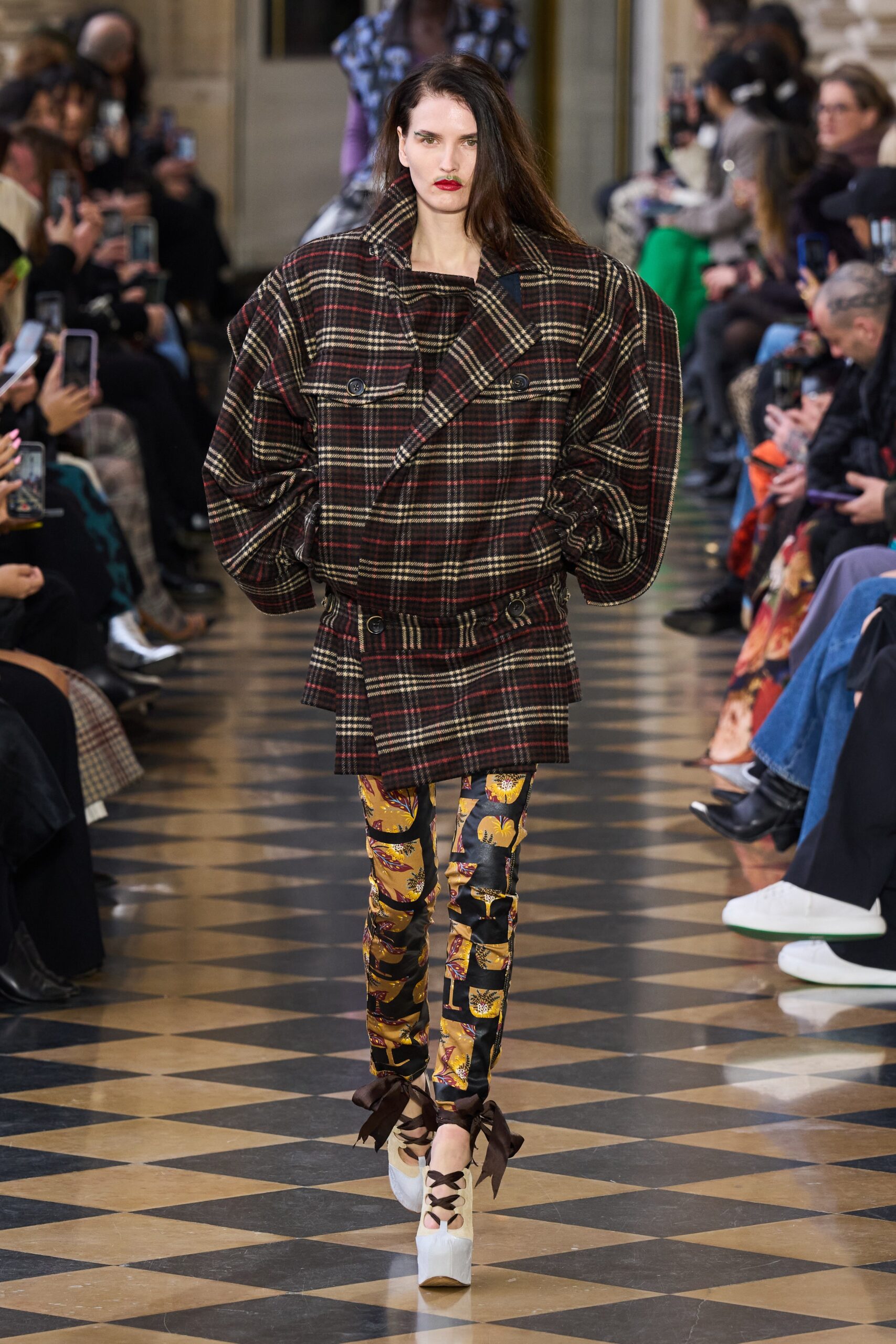 brown wool long-sleeve collared oversized checked cropped jacket
