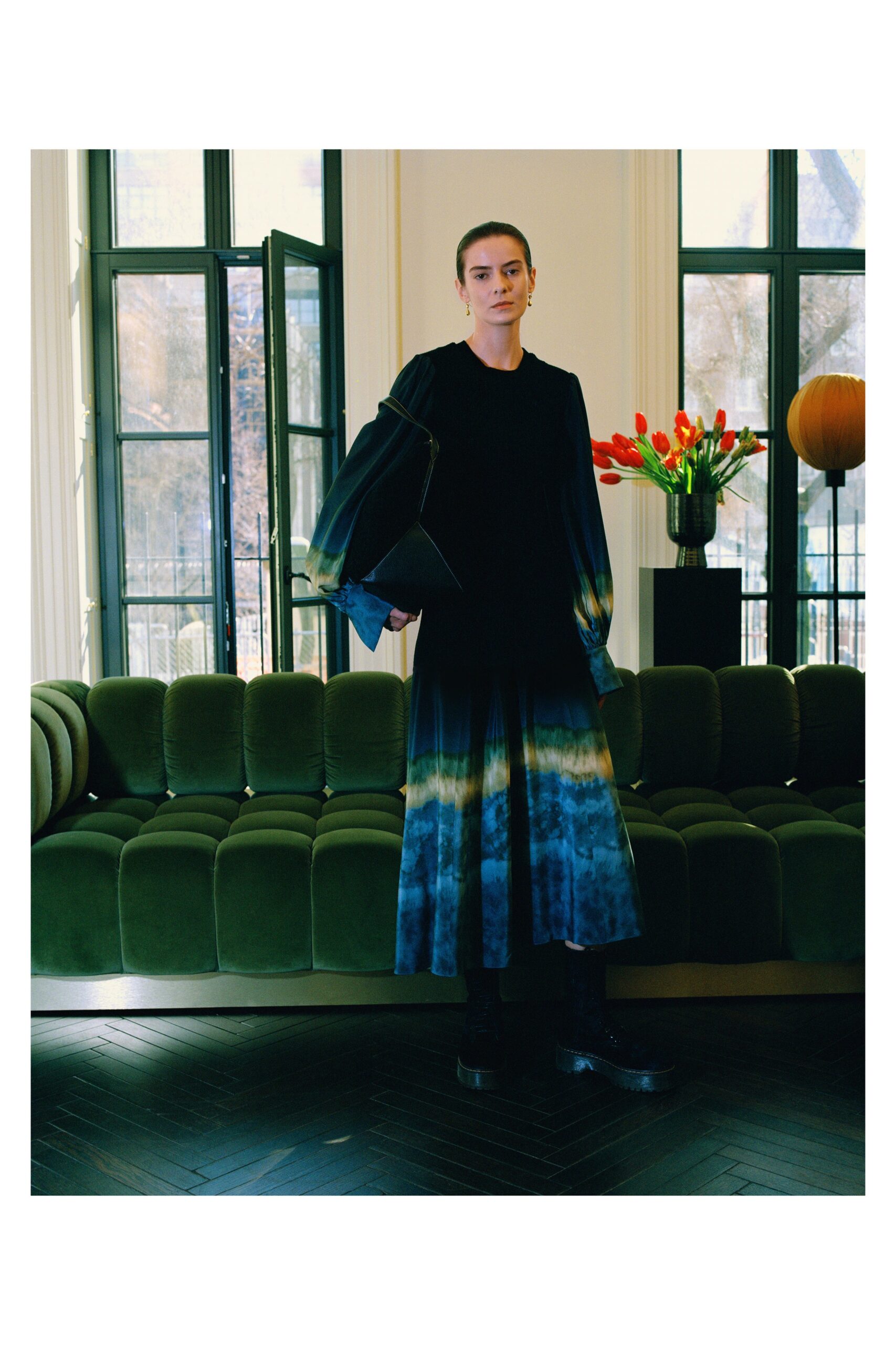 black and blue tiered midi dress