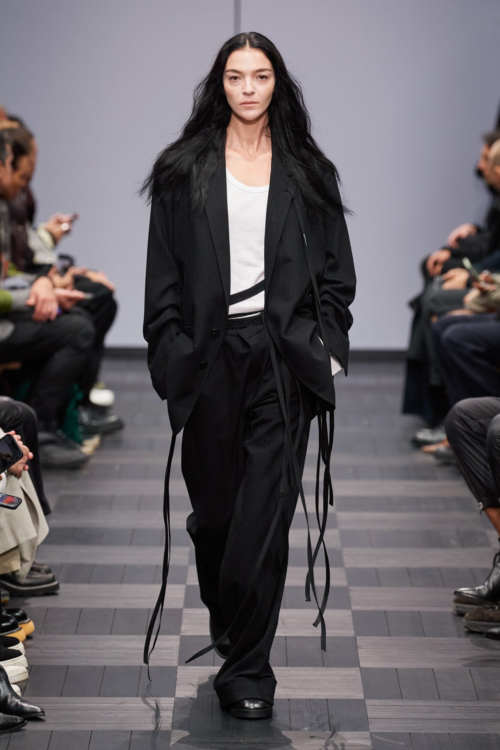 black wool long-sleeve collared oversized buttoned blazer