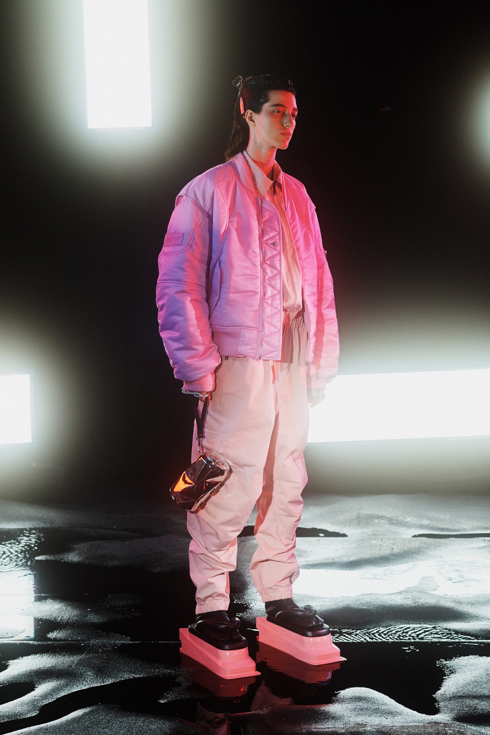 pink jersey long-sleeve collared oversized zippered jacket