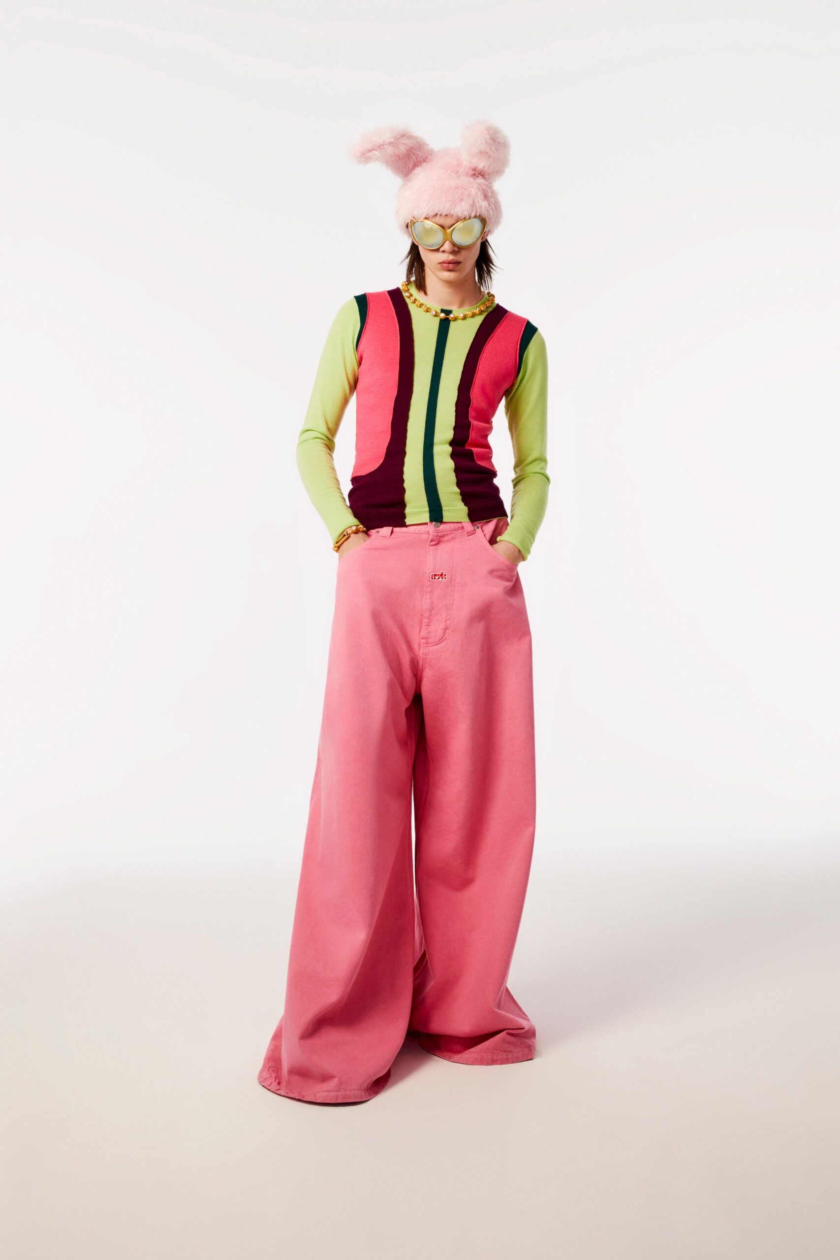 color-blocked relaxed top with oversized pants