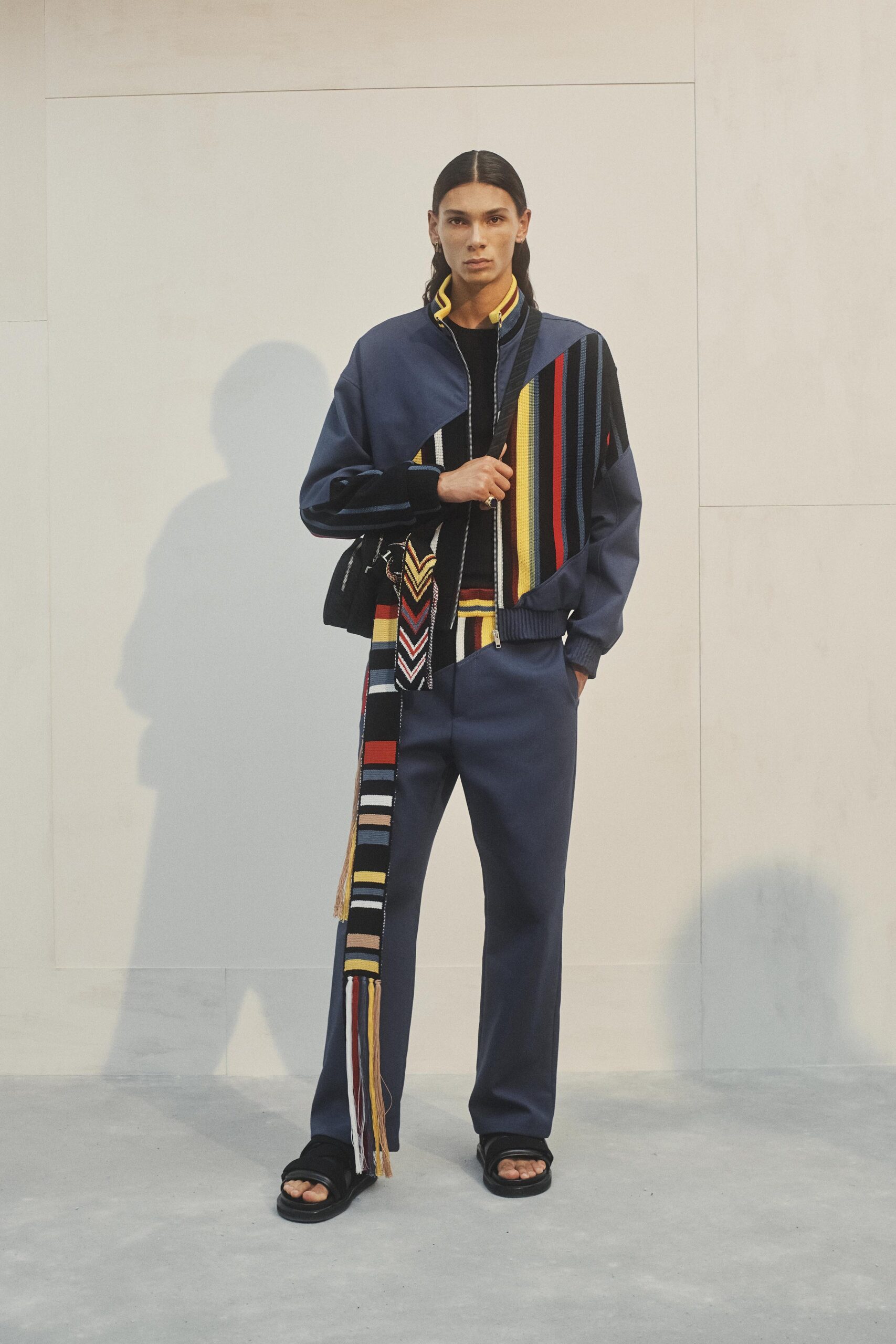 color-blocked relaxed jacket with slim pants