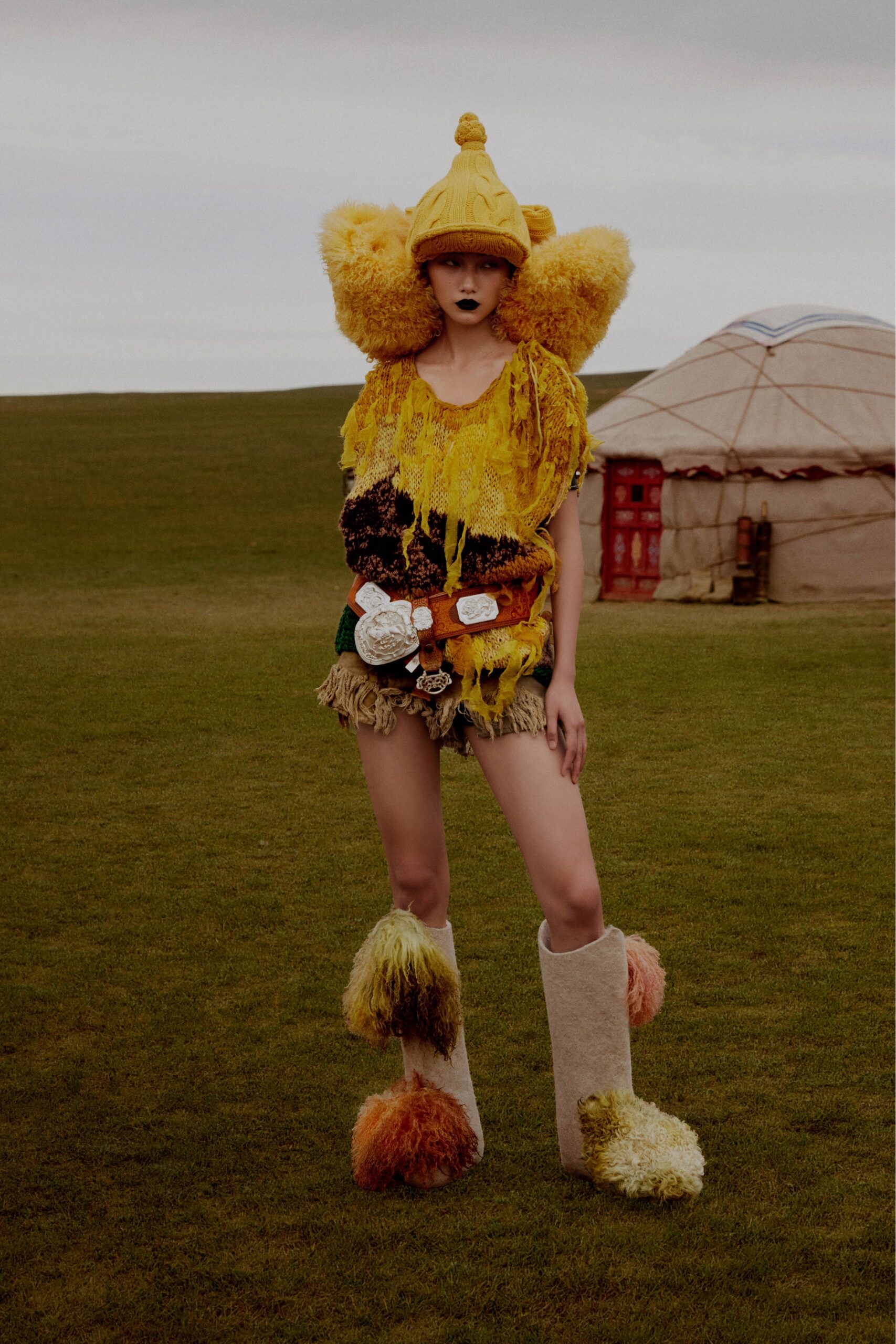 white faux-fur fitted padded boots