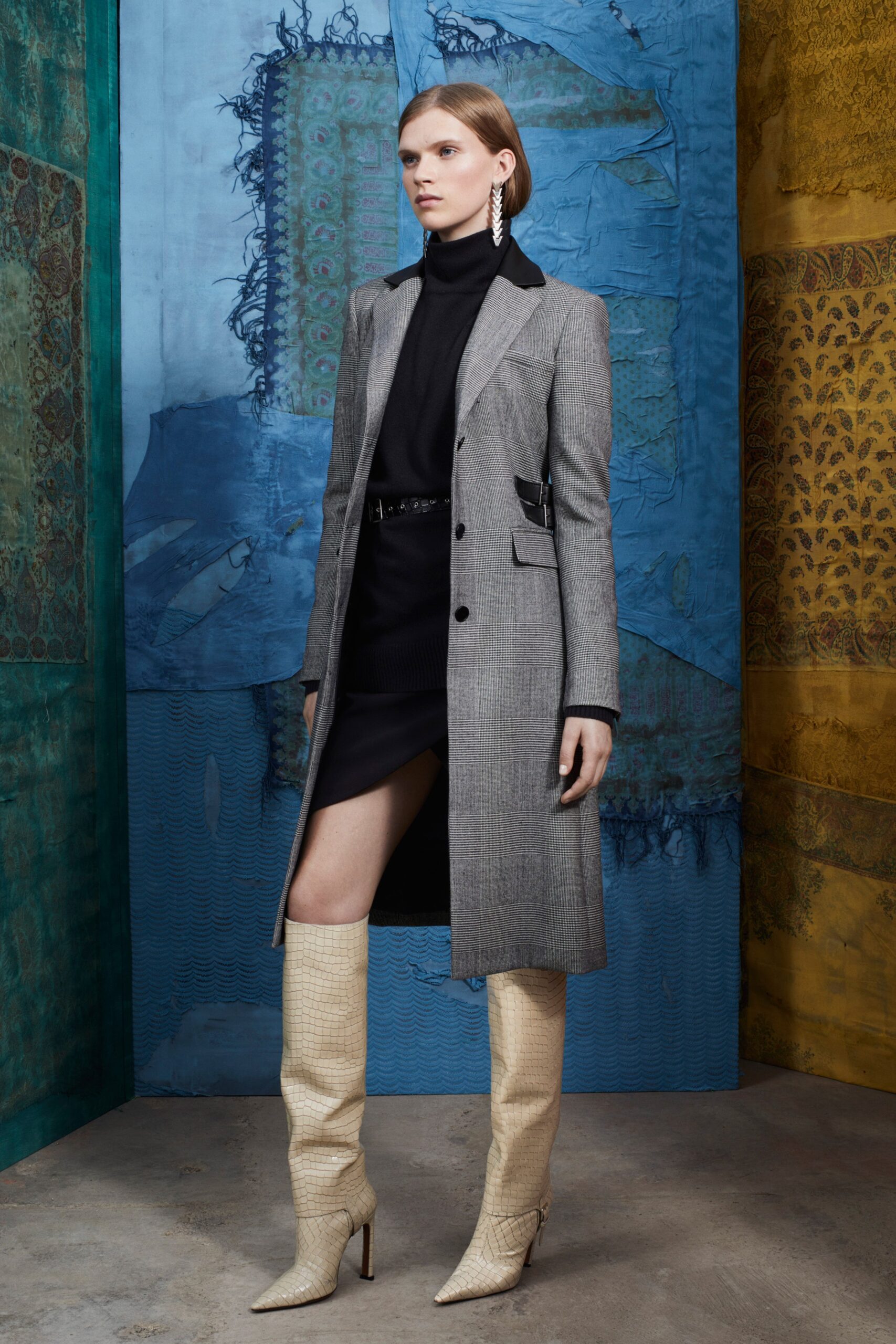 gray wool long-sleeve collared tailored pencil midi coat