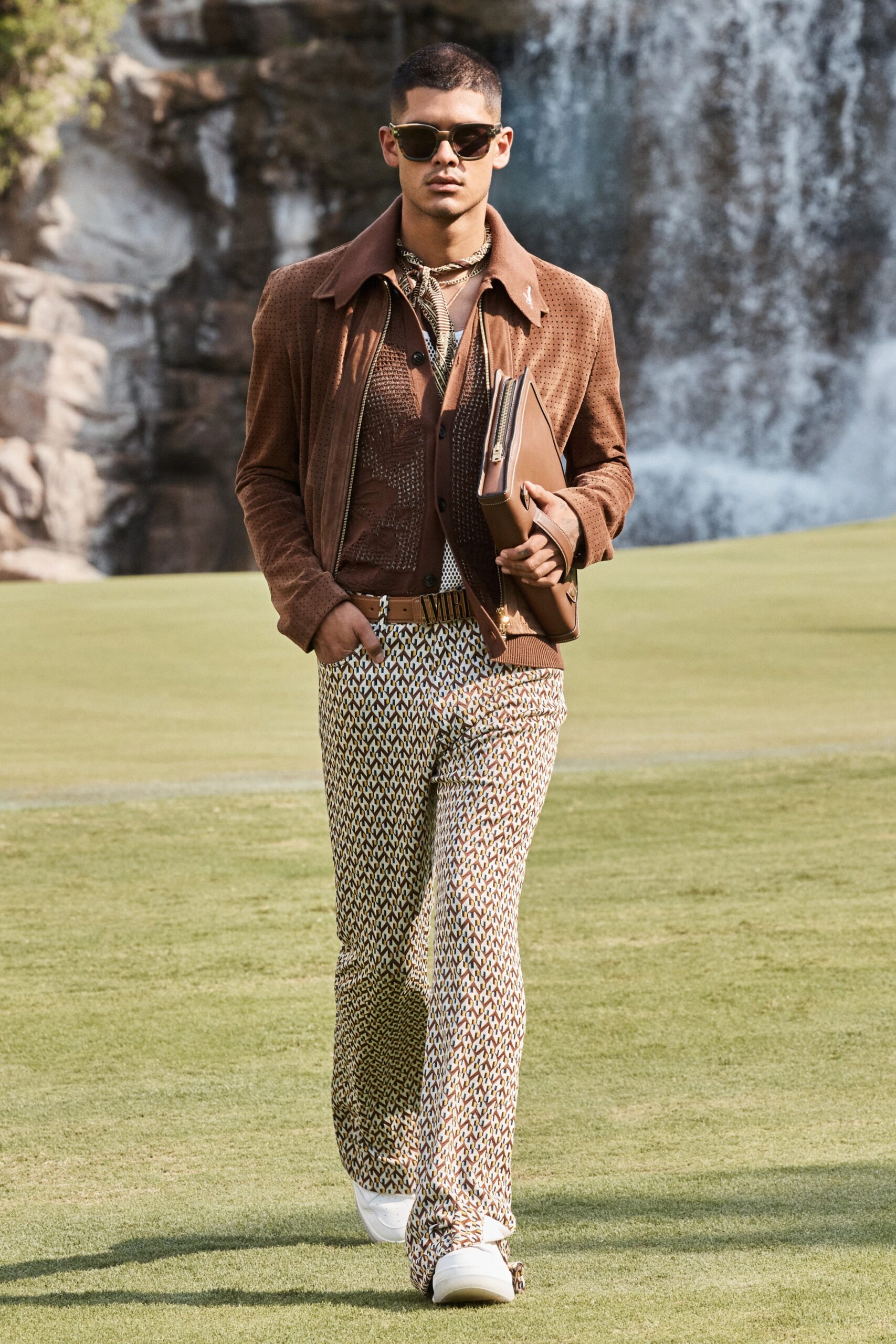 brown cotton long-sleeve collared tailored buttoned jacket