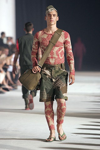 red printed long-sleeve top with cargo shorts