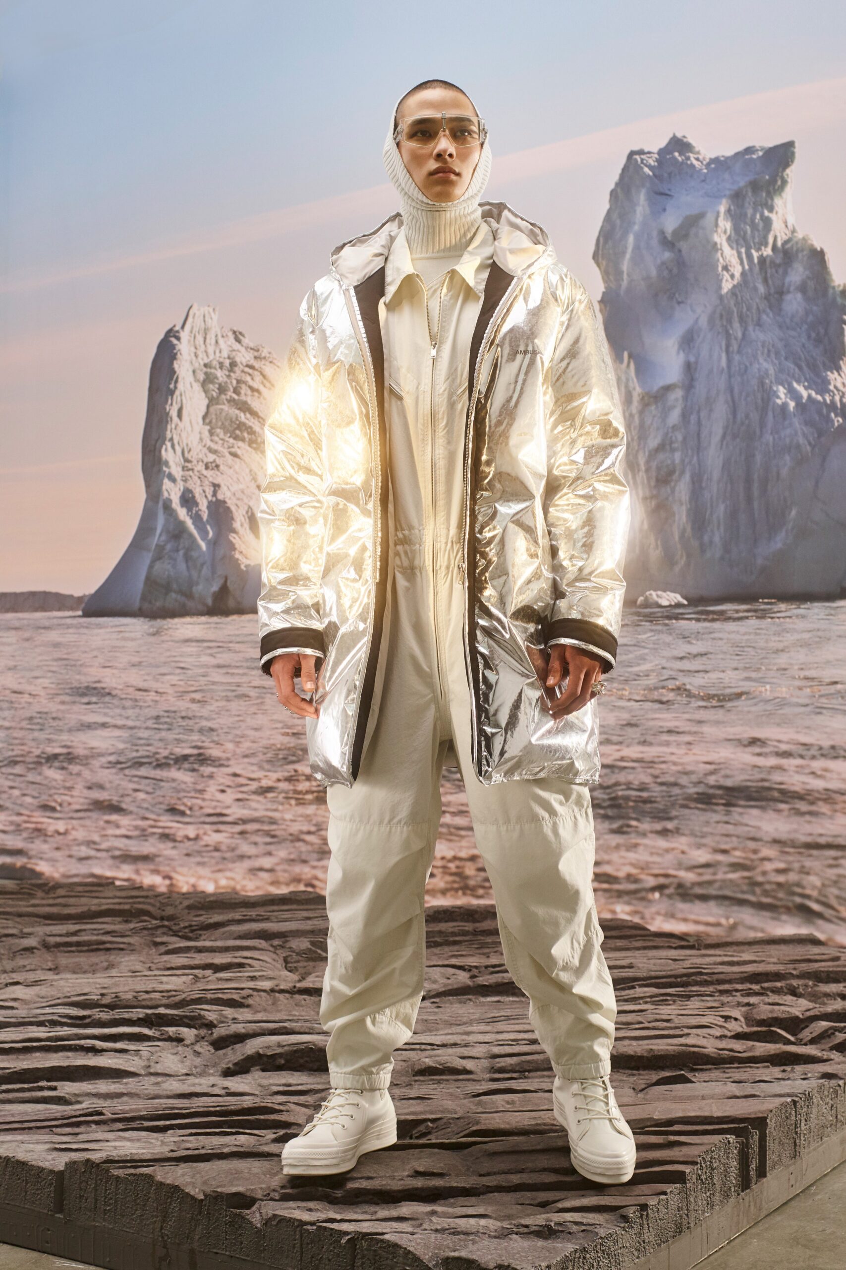 white vinyl long-sleeve hooded relaxed zippered shiny coat
