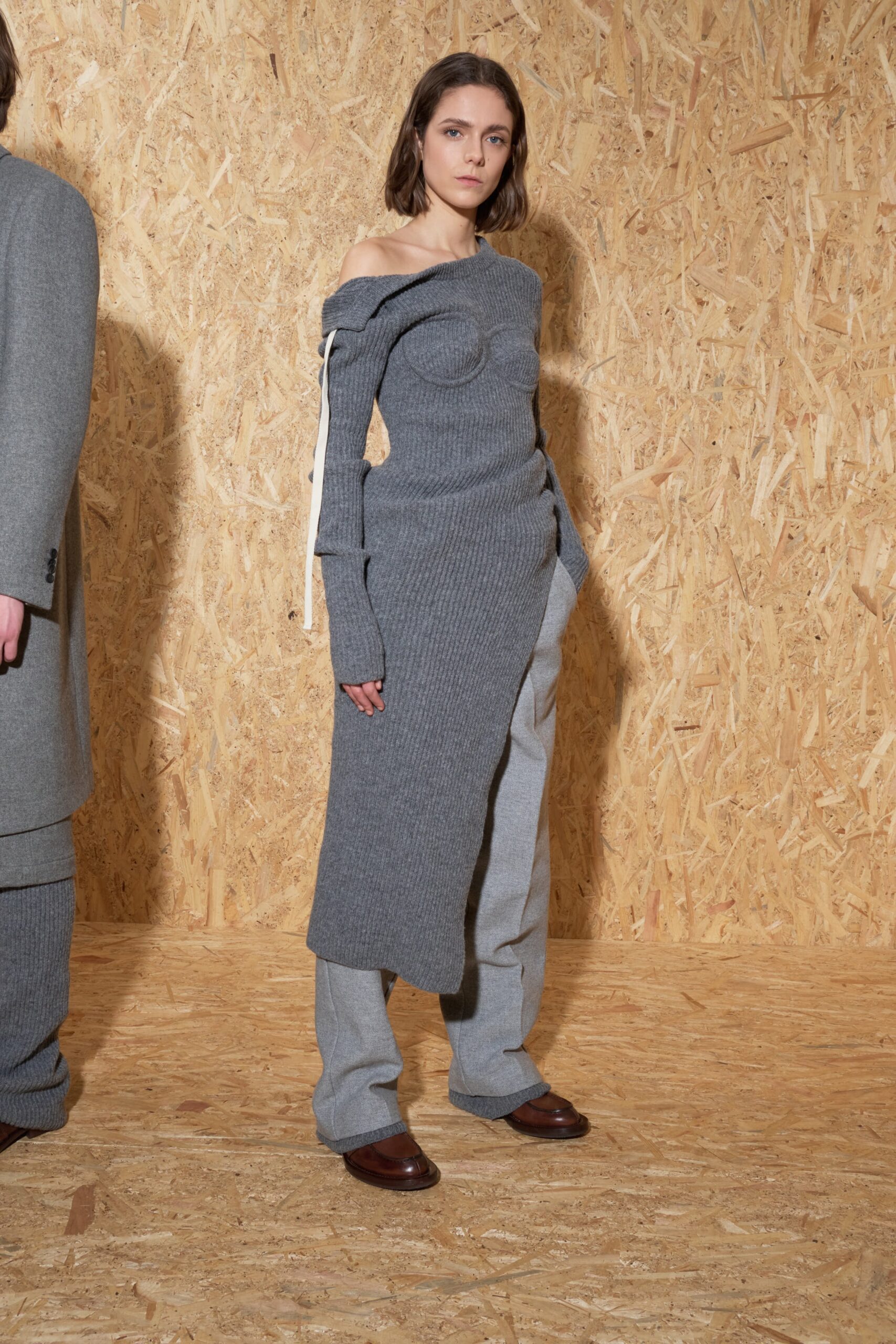 gray wool long-sleeve off-shoulder fitted ribbed midi dress