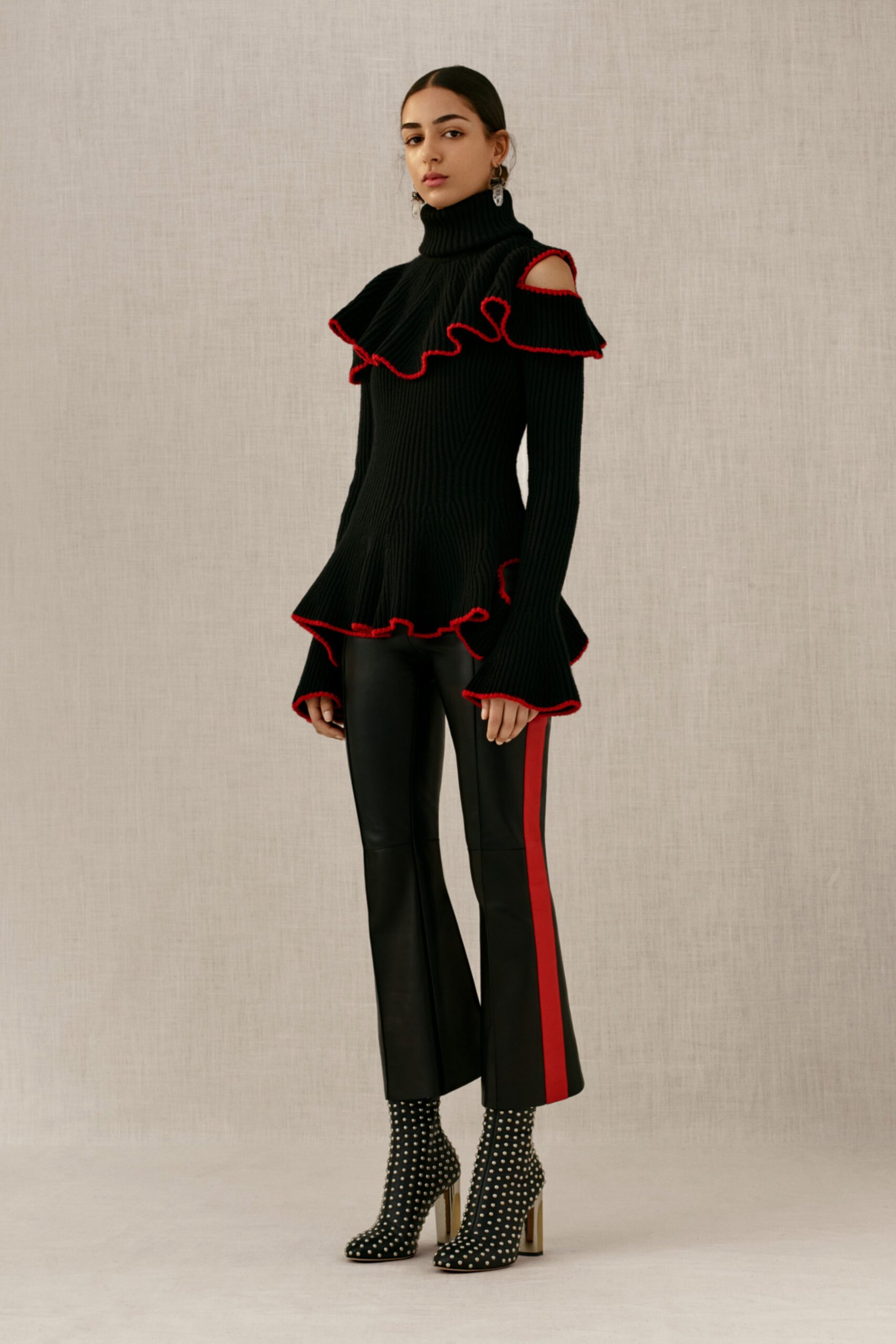 Alexander McQueen F/W 18 Look 28