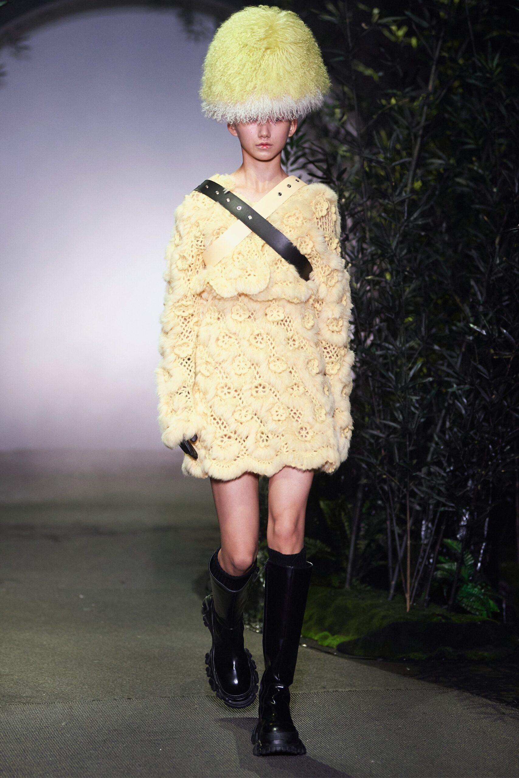 yellow fur relaxed hat