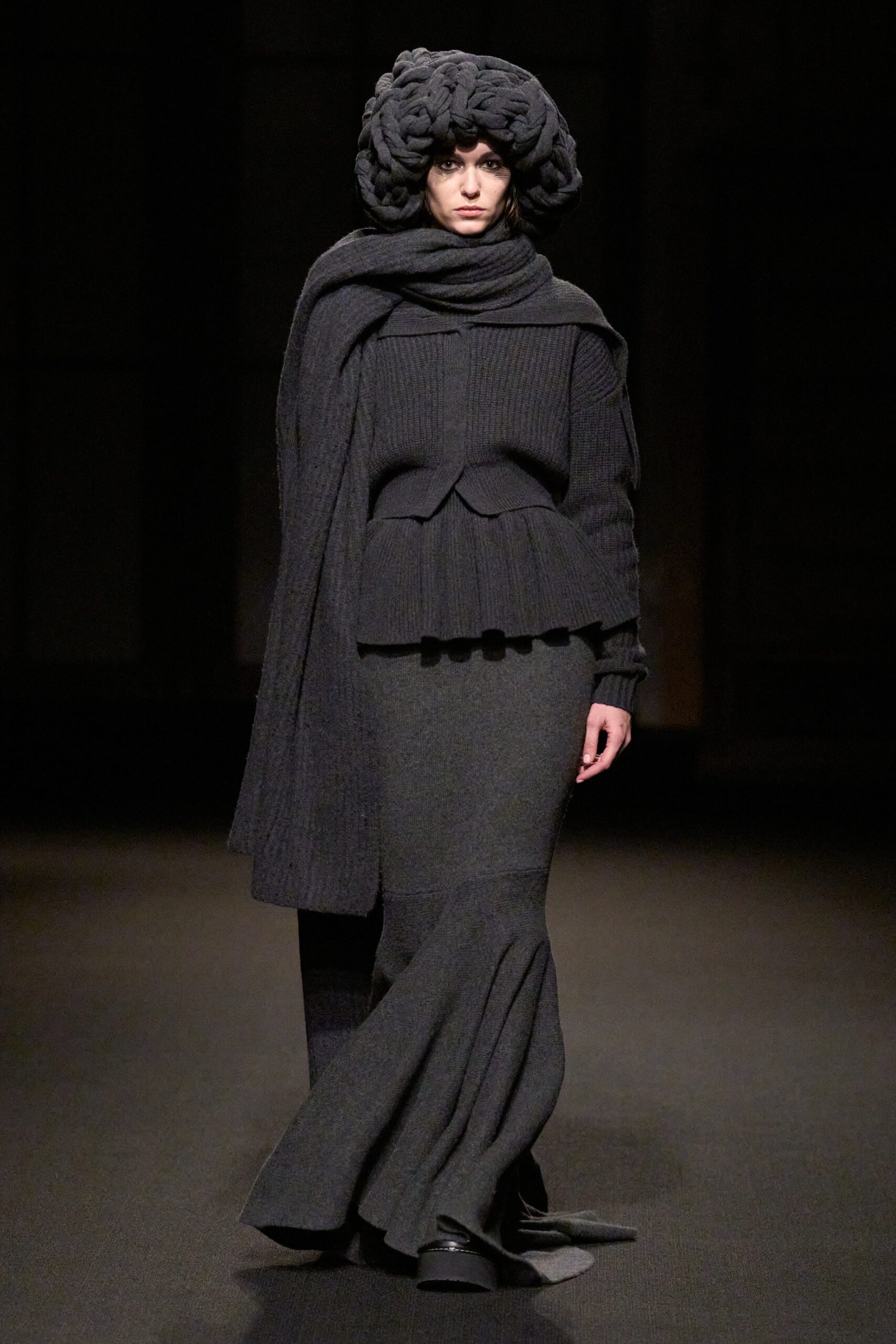 black wool fitted top and skirt