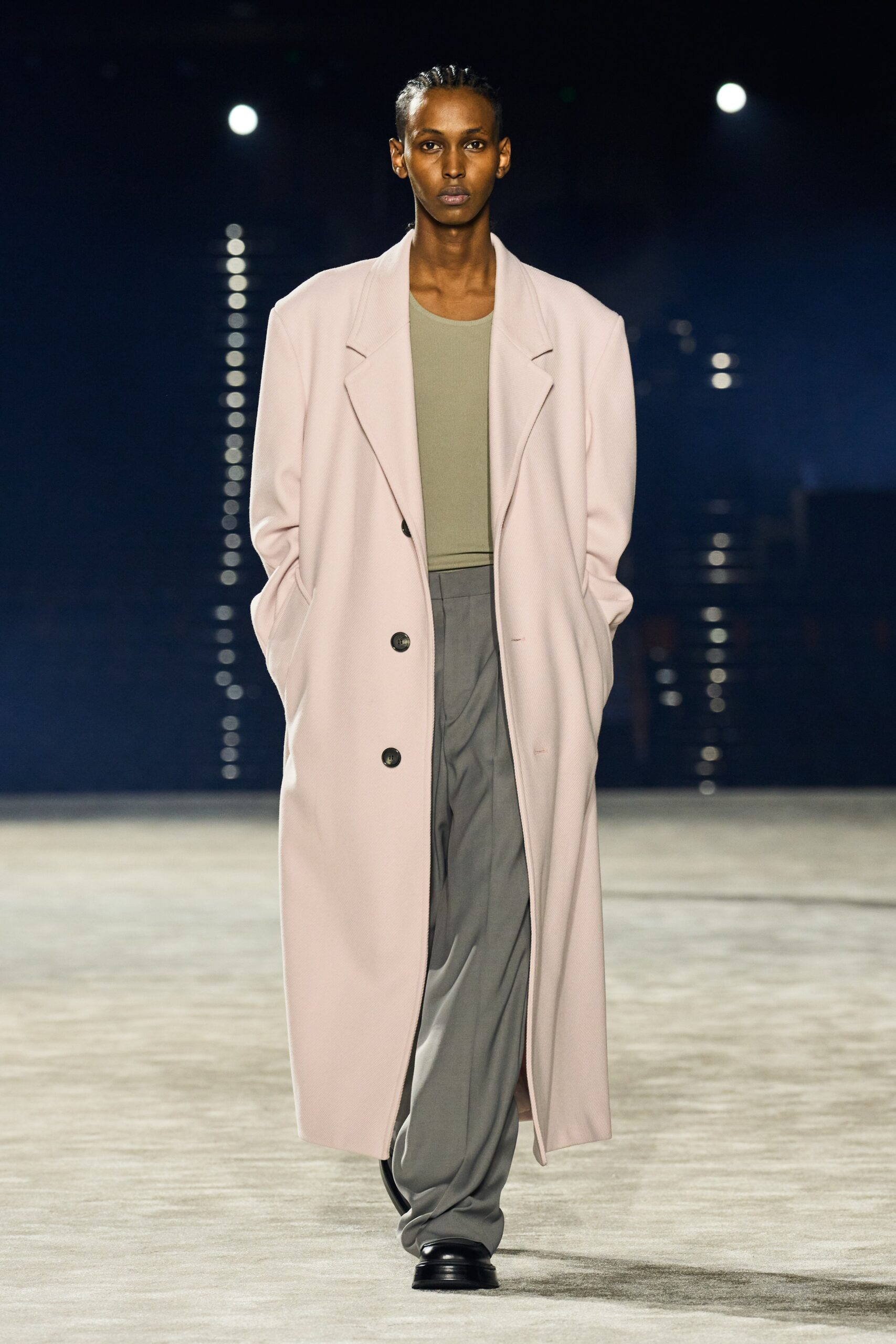 pink wool long-sleeve collared relaxed buttoned coat