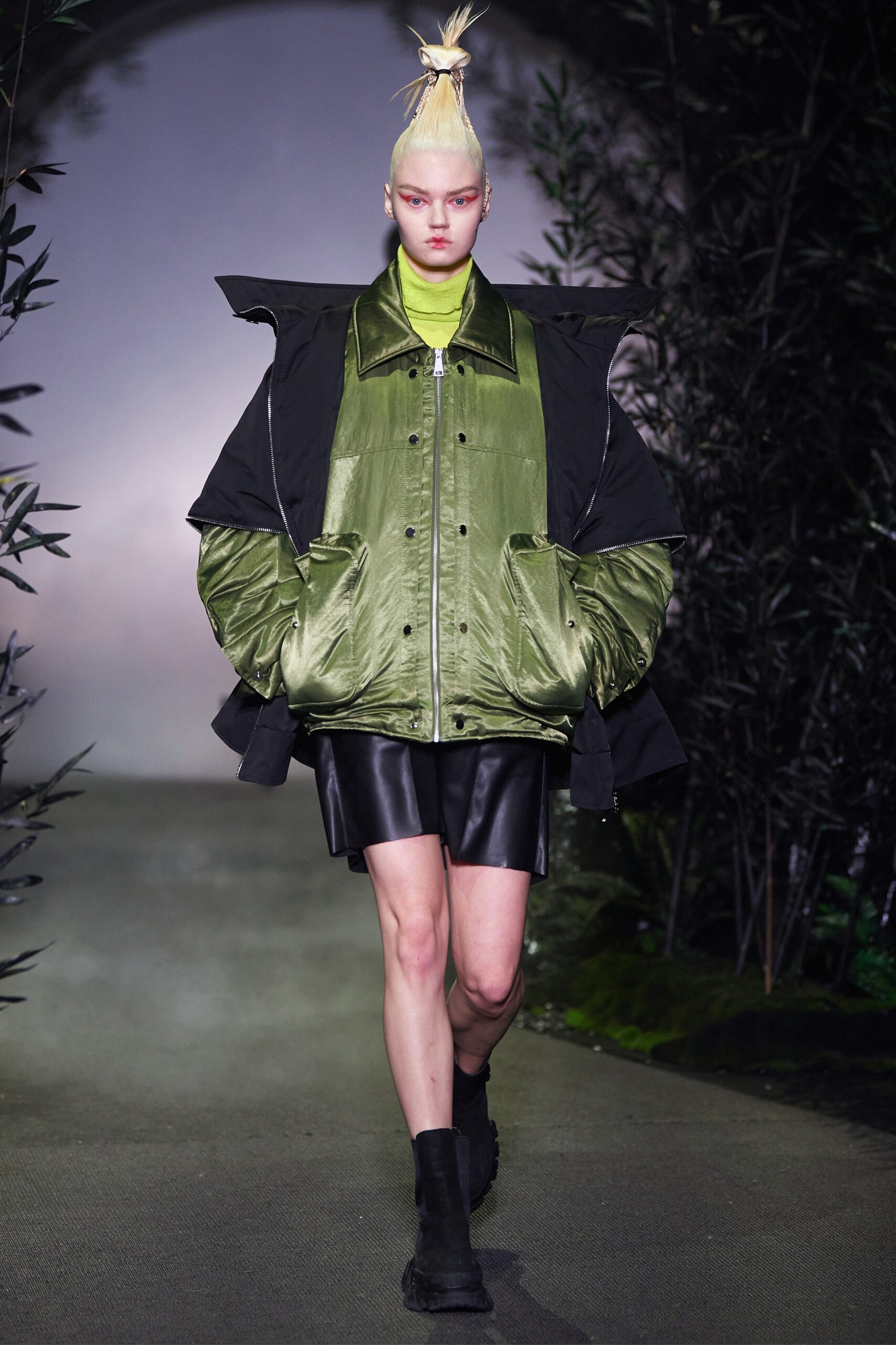 green silk long-sleeve collared oversized zippered jacket