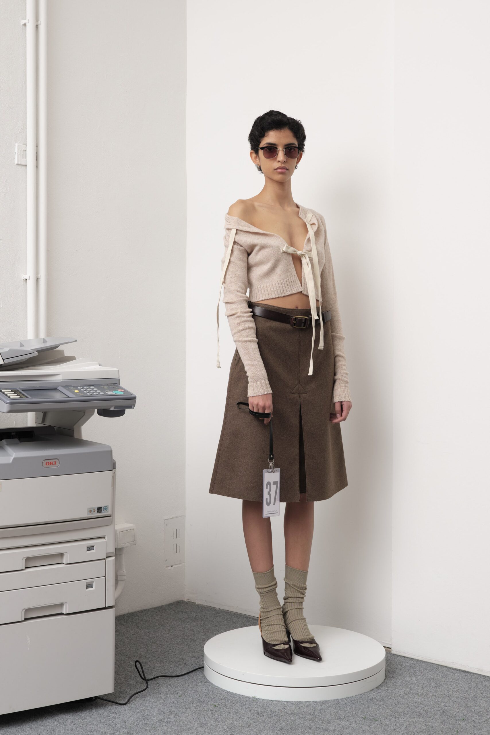 brown wool structured high-waisted pleated straight-leg skirt