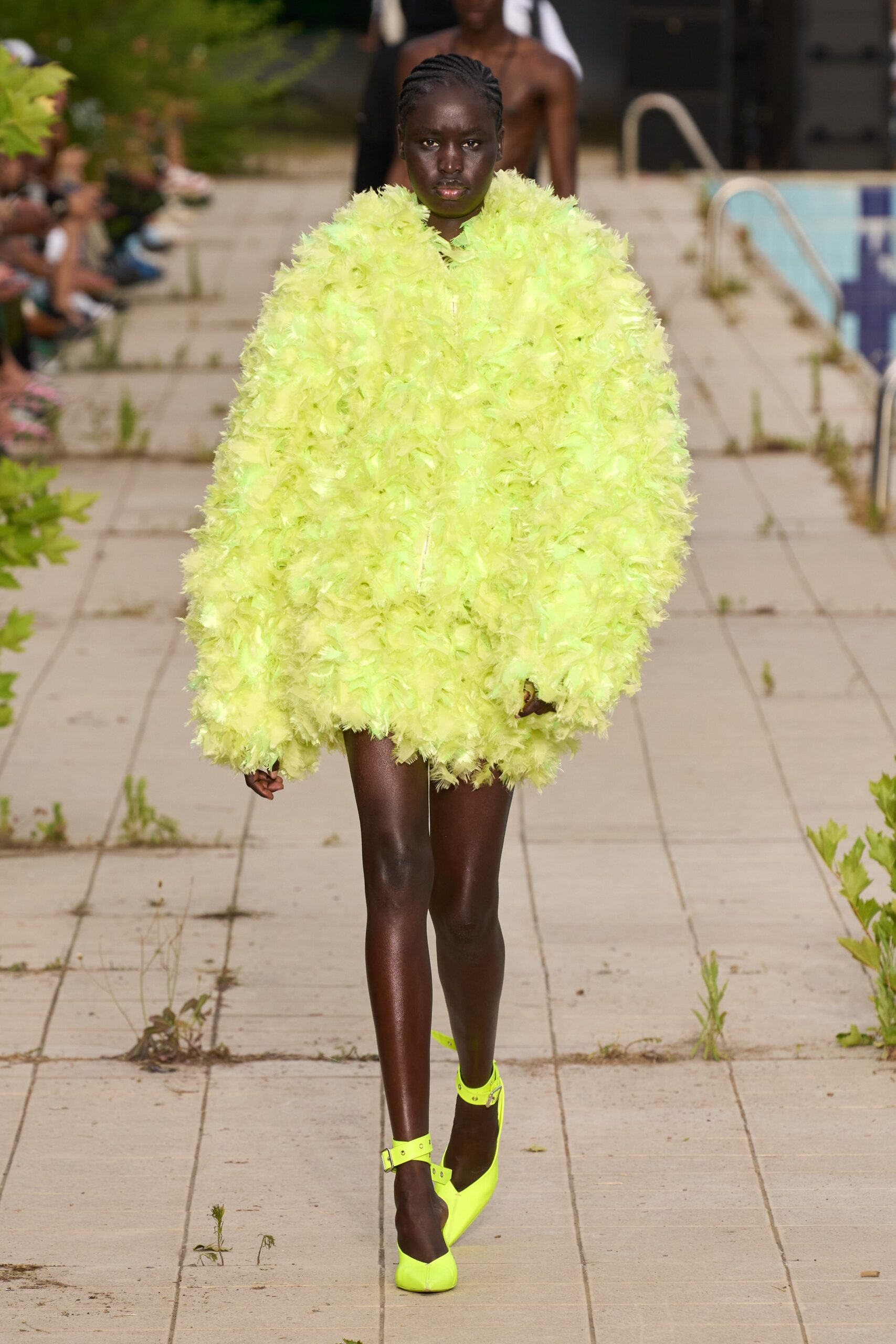 yellow fur long-sleeve oversized fringed textured short coat