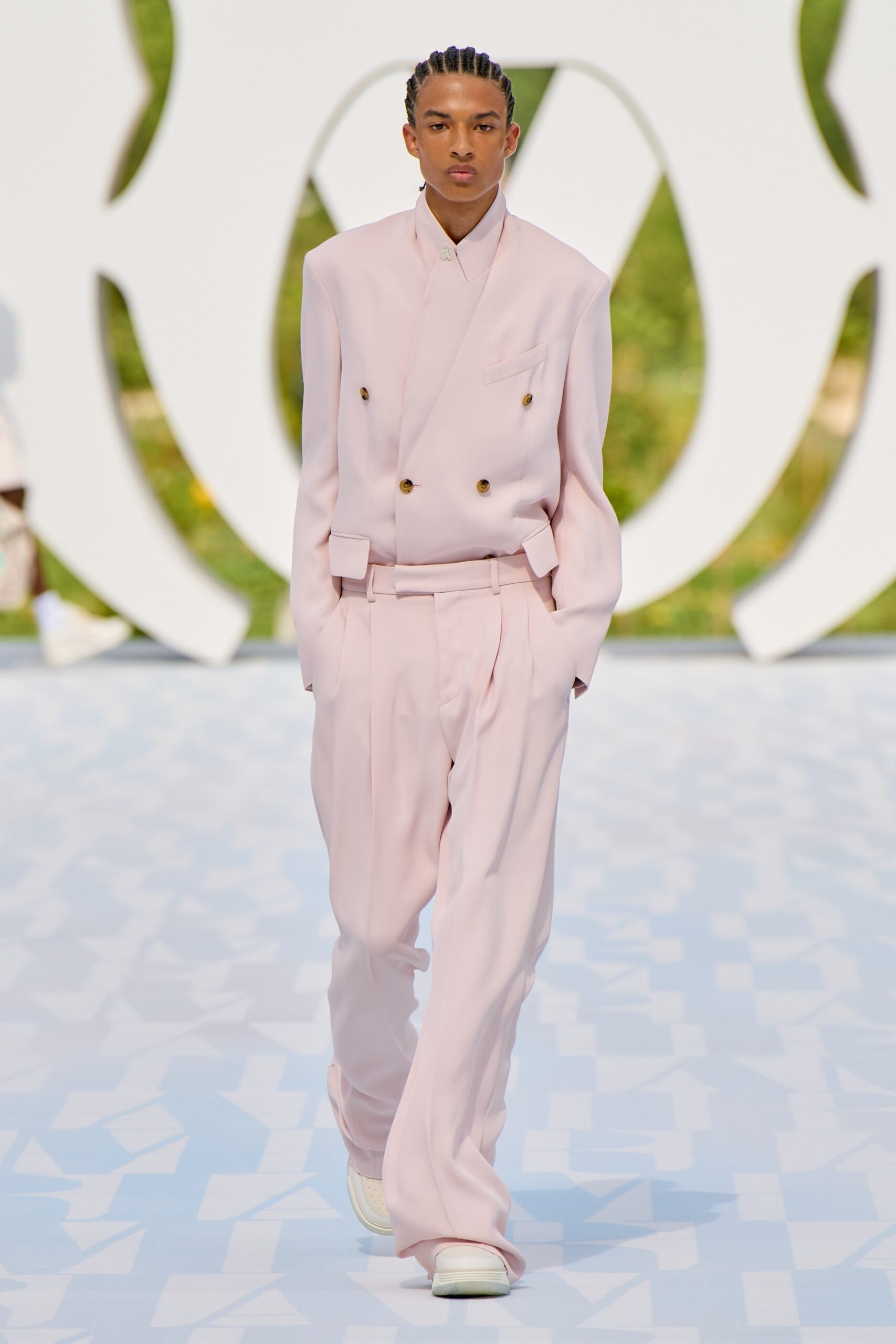 pink relaxed fit suit