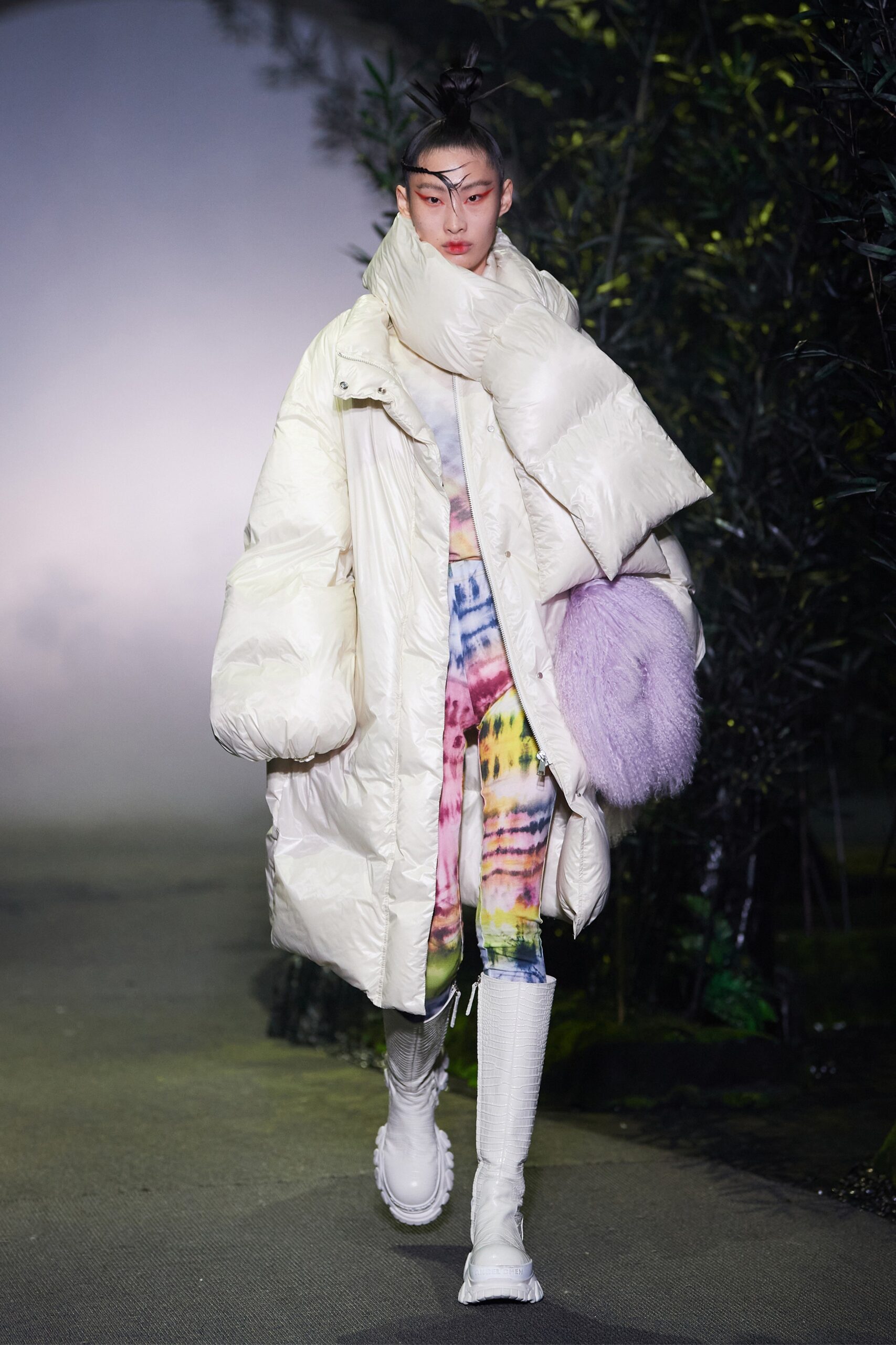 oversized white puffer coat
