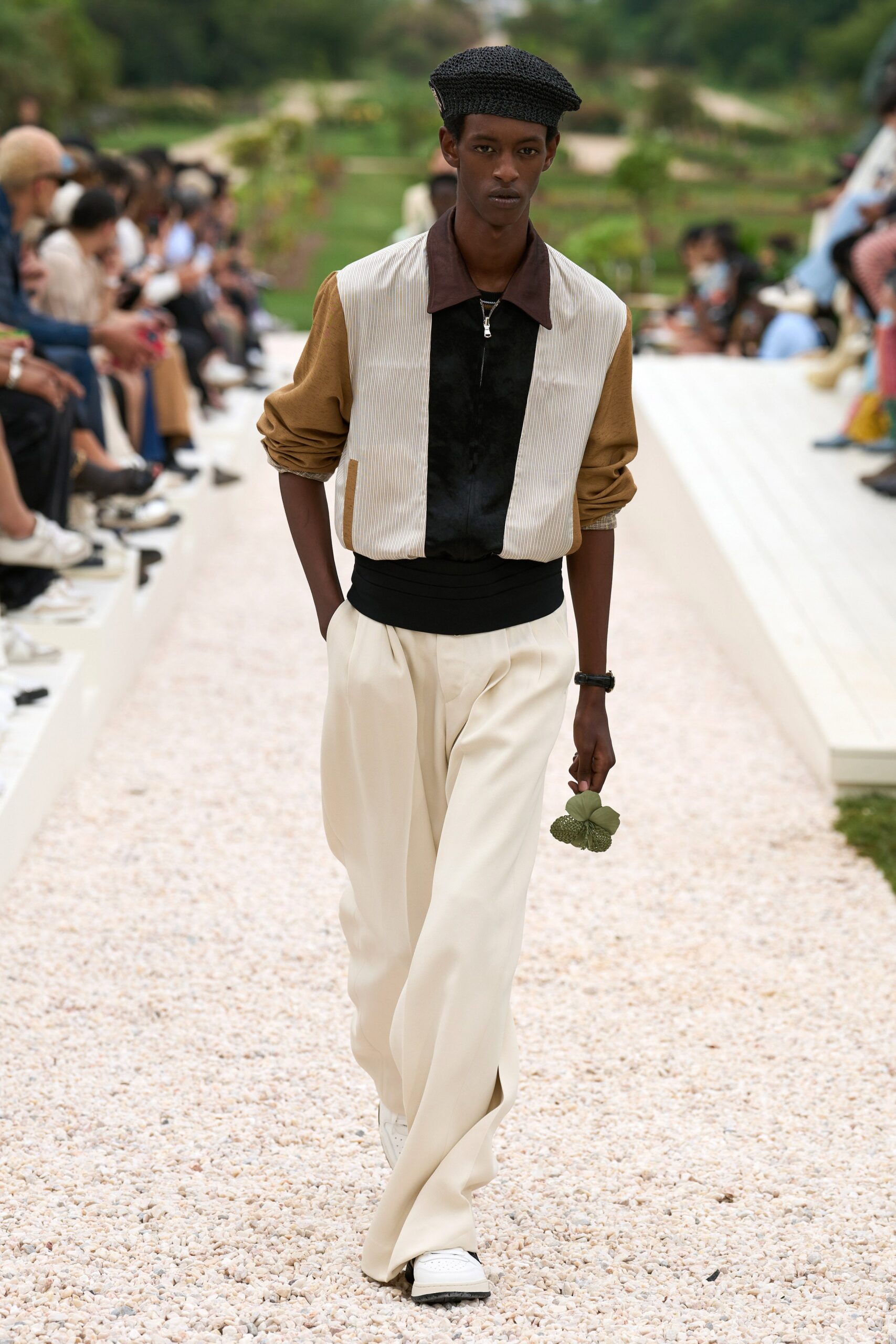 relaxed color-blocked jacket with pants