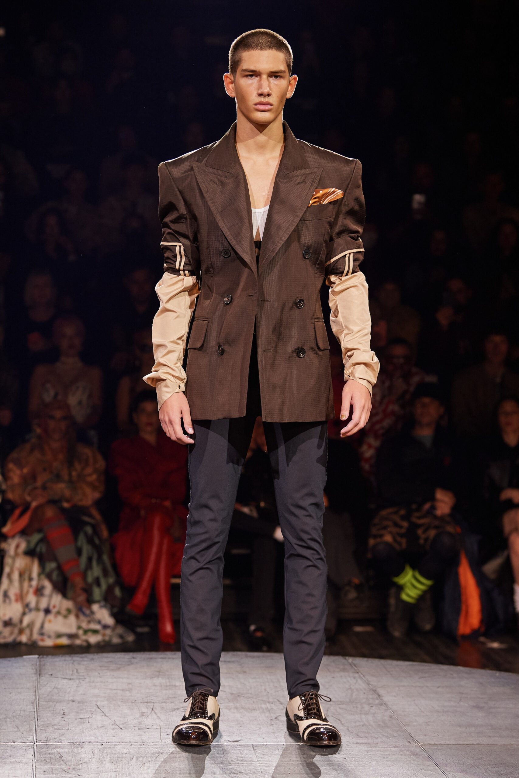 brown cotton long-sleeve double-breasted structured buttoned blazer