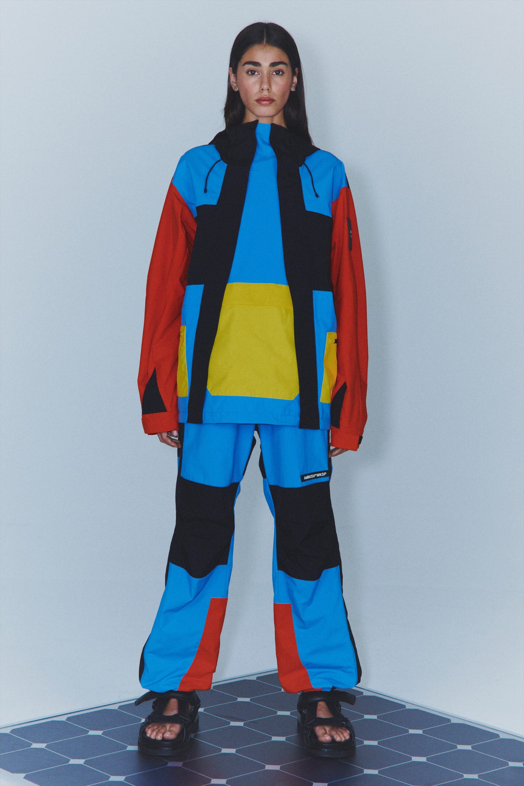 color-blocked relaxed jacket and pants