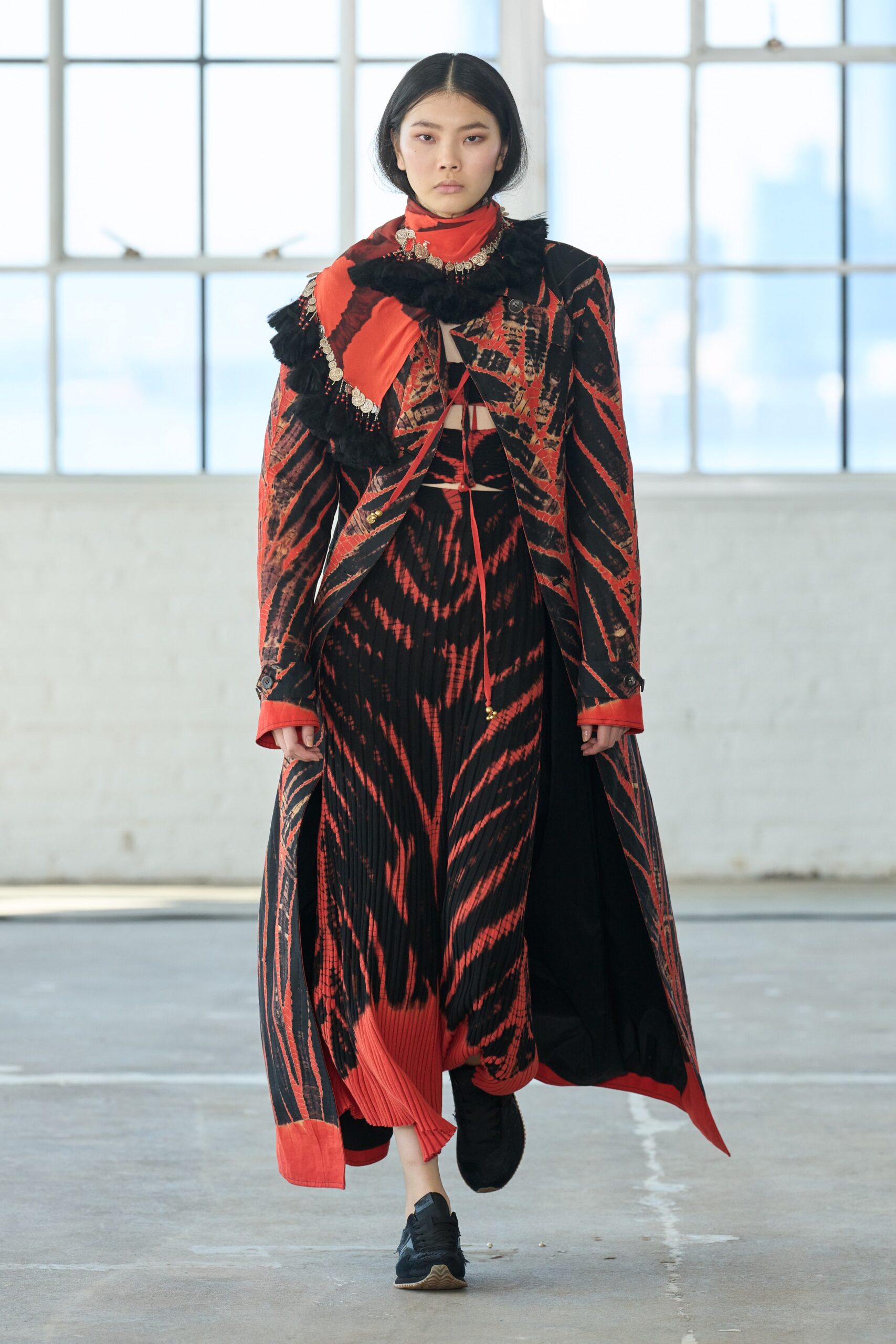 black silk long-sleeve collared fitted layered zippered coat