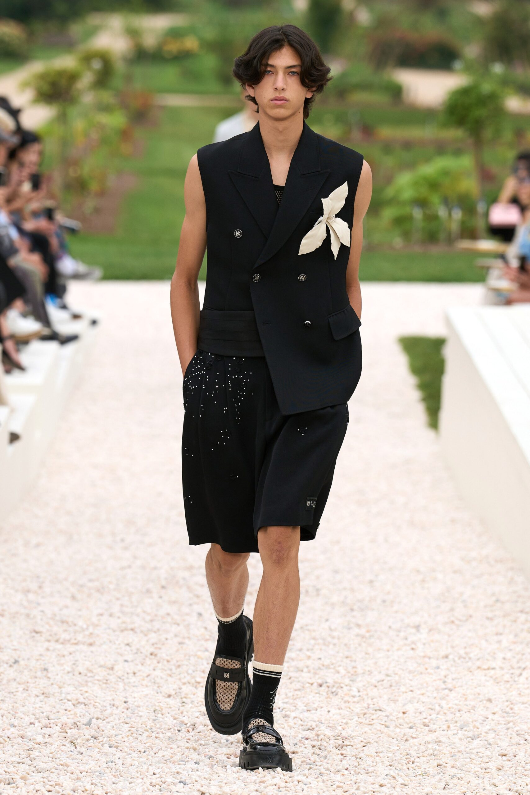 black cotton sleeveless double-breasted fitted buttoned vest