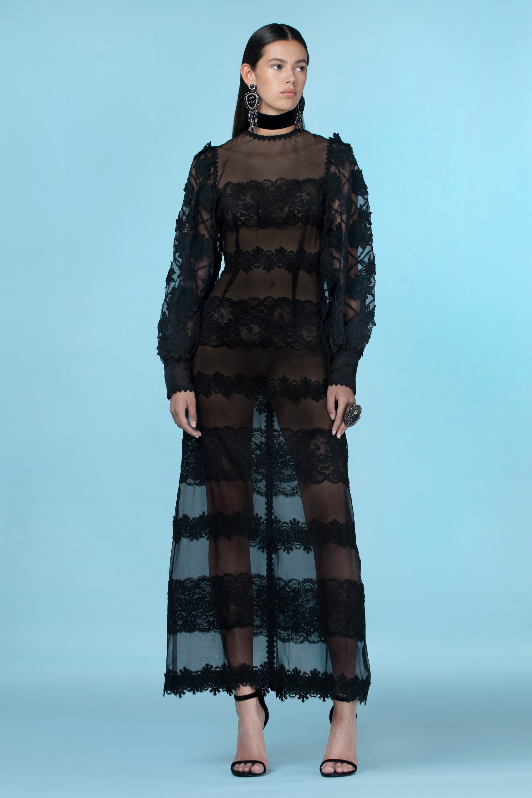 black lace fitted maxi dress