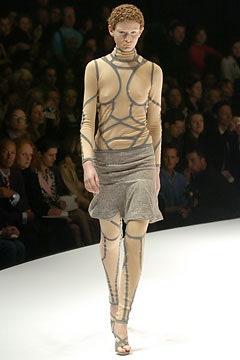 beige cotton fitted leggings