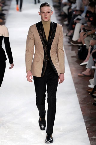 beige silk long-sleeve collared tailored buttoned blazer